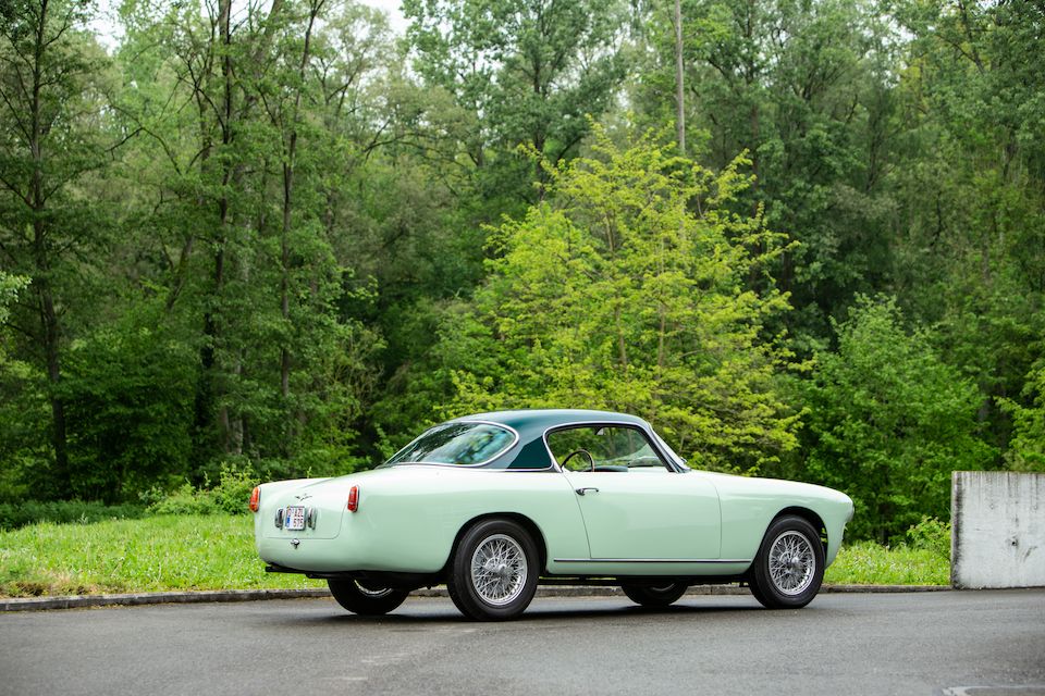 https://images1.bonhams.com/image?src=Images/live/2019-05/22/24878211-1-29.jpg&width=960