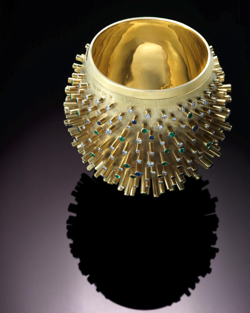 GERALD BENNEY: a unique 18 carat gold cup and cover