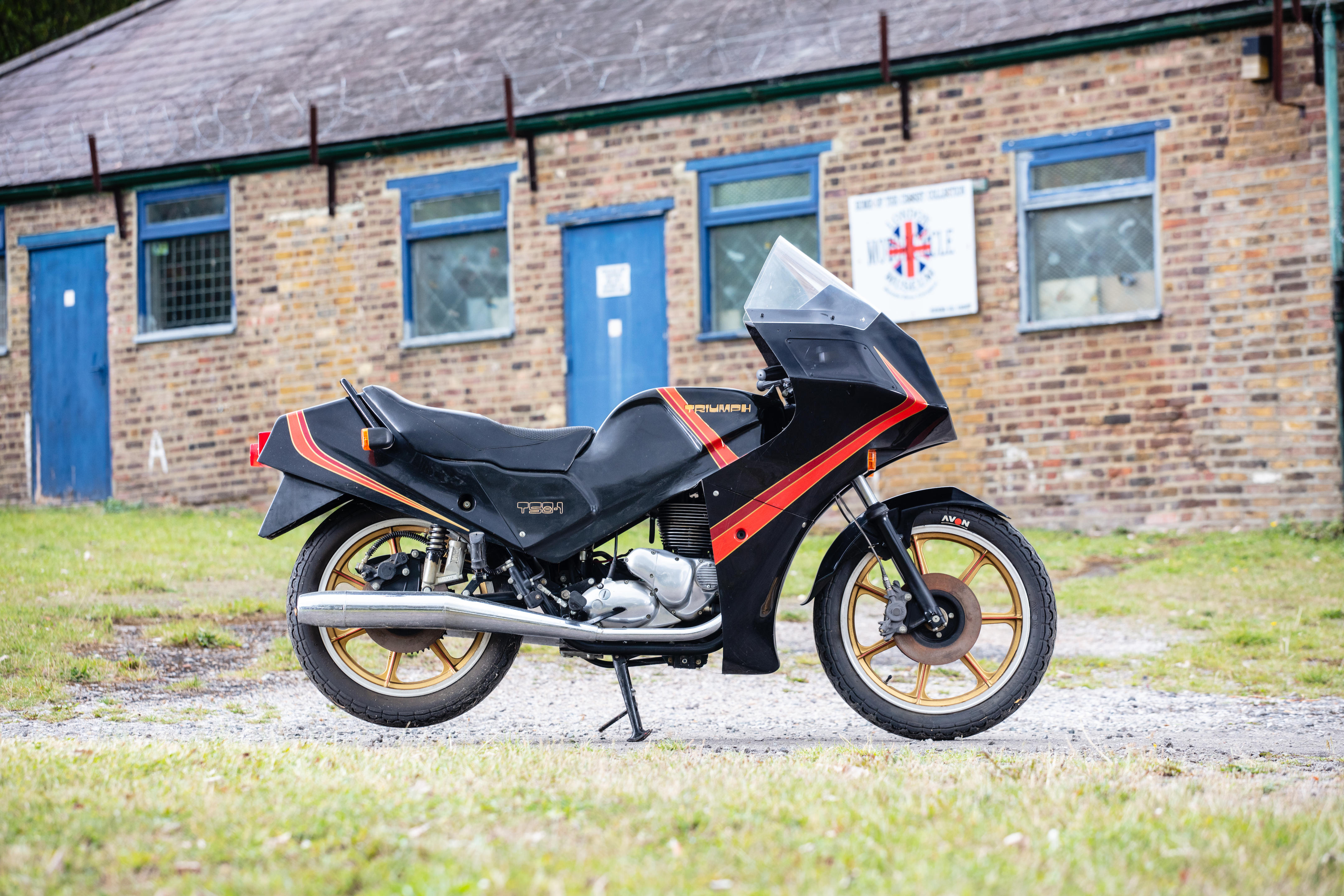 www.bonhams.com