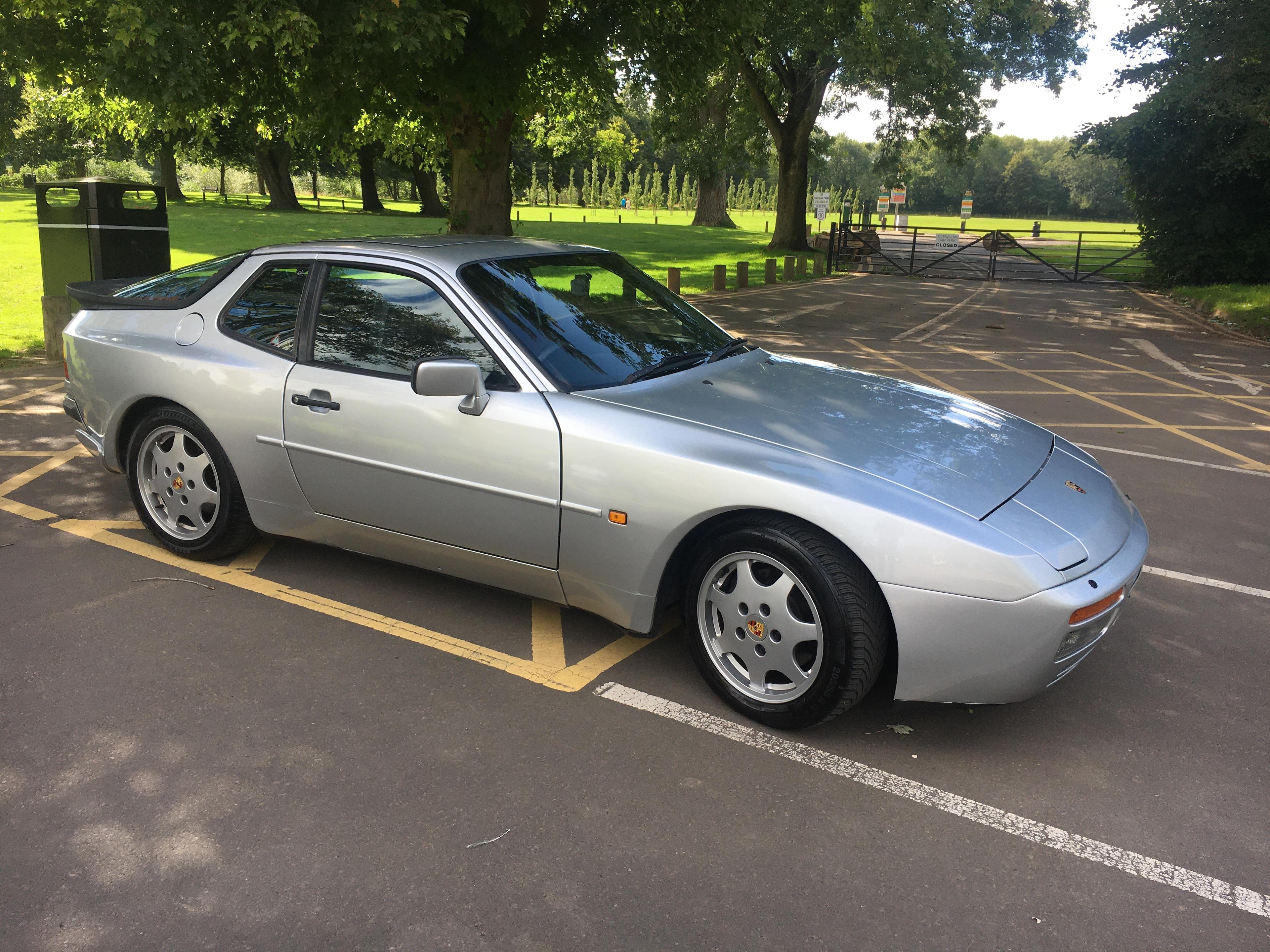 Bonhams Cars : 1989 Porsche 944 S2 Coupé Chassis no. WP0ZZZ94ZLN4004