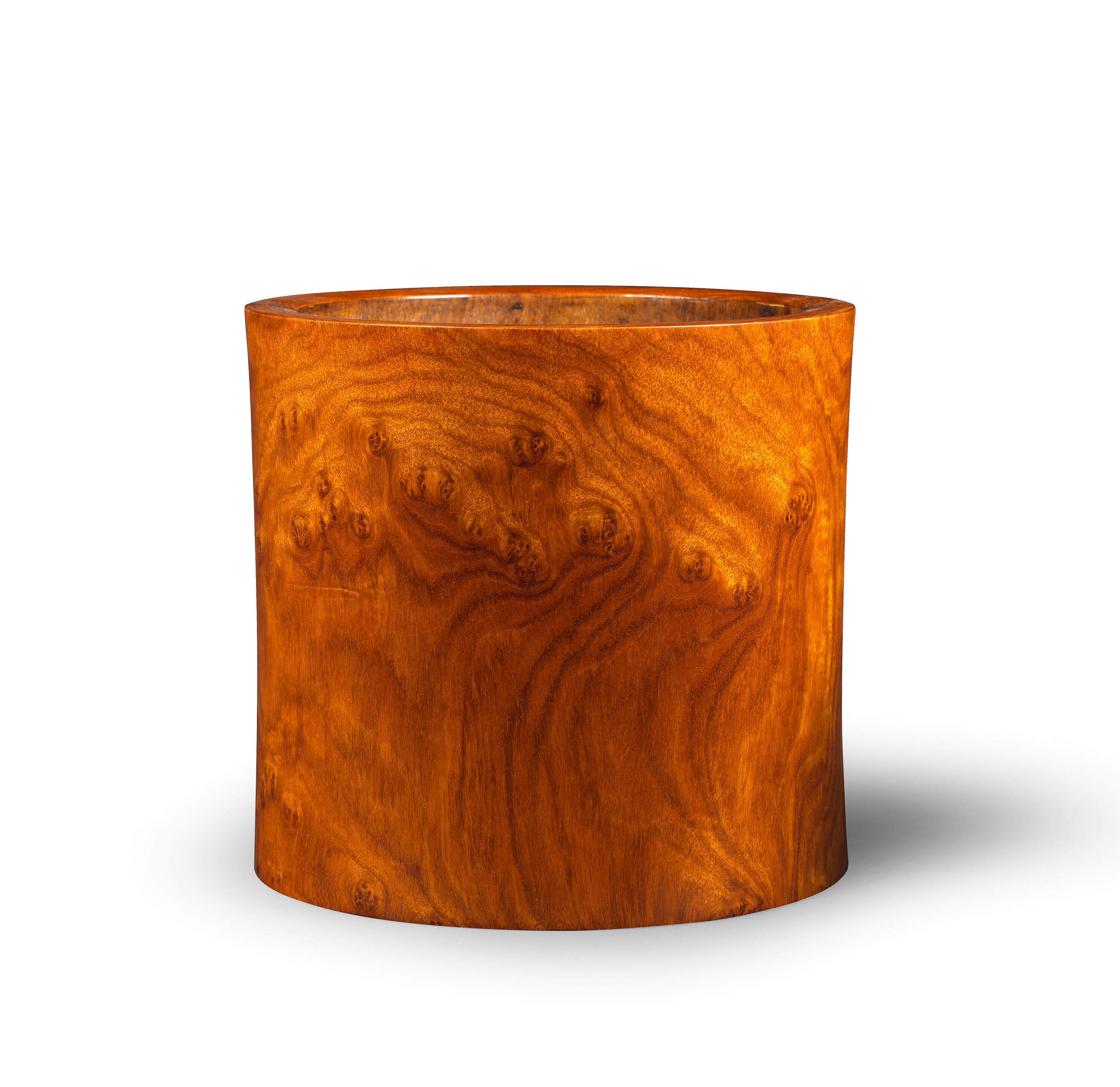 Bonhams A LARGE HUANGHUALI BRUSHPOT, BITONG Qing Dynasty/Republic Period