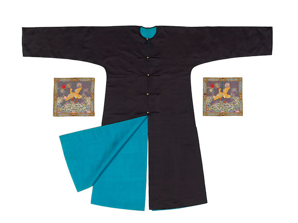 Bonhams : A DARK-BLUE OFFICIAL'S SURCOAT, BUFU, AND A PAIR OF 'WILD ...