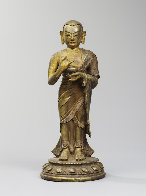 Bonhams : STATUE DE ARHAT SHARIPUTRA EN ALLIAGE DE CUIVRE DYNASTIE QING ...