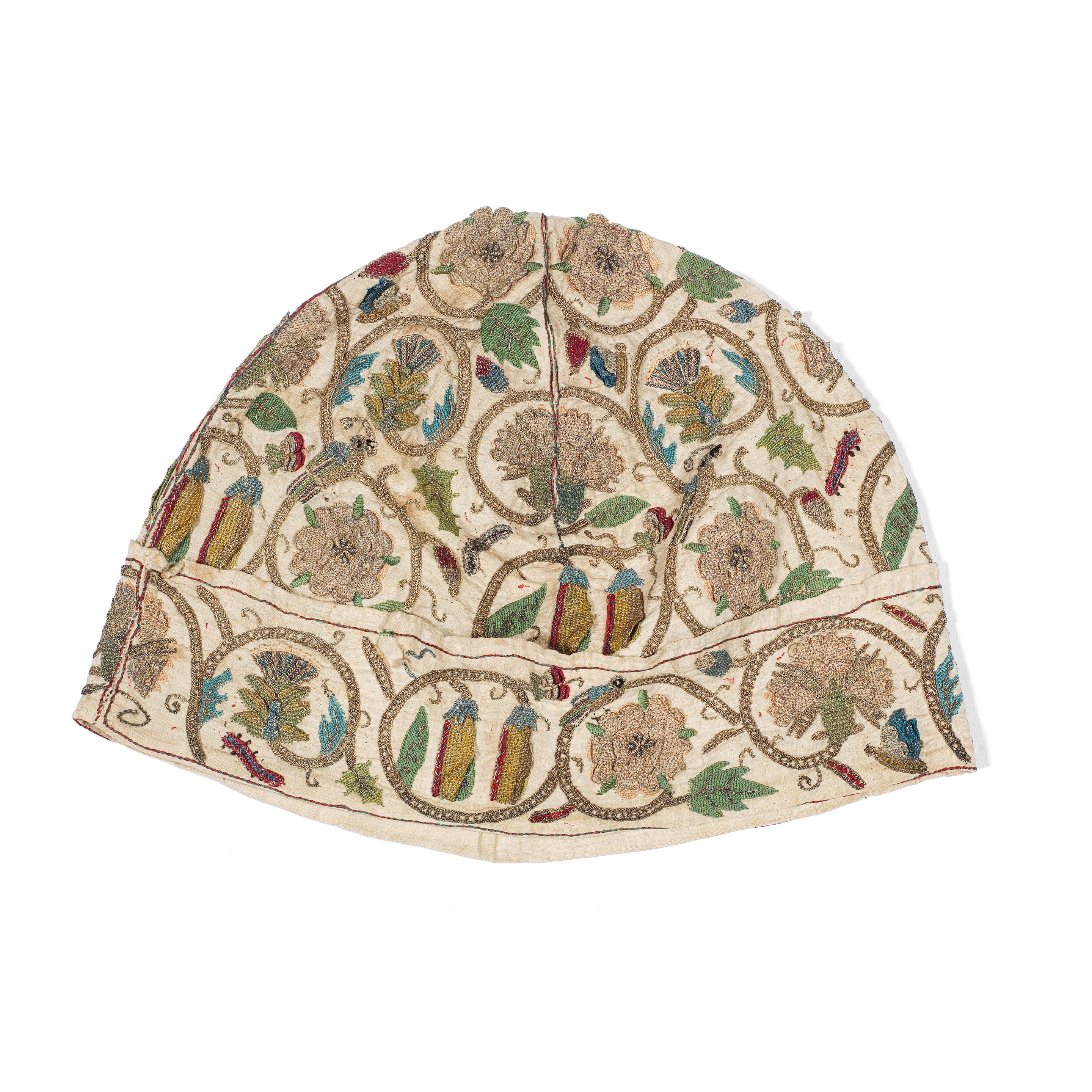 bonhams-a-fine-and-rare-17th-century-gentleman-s-embroidered-linen