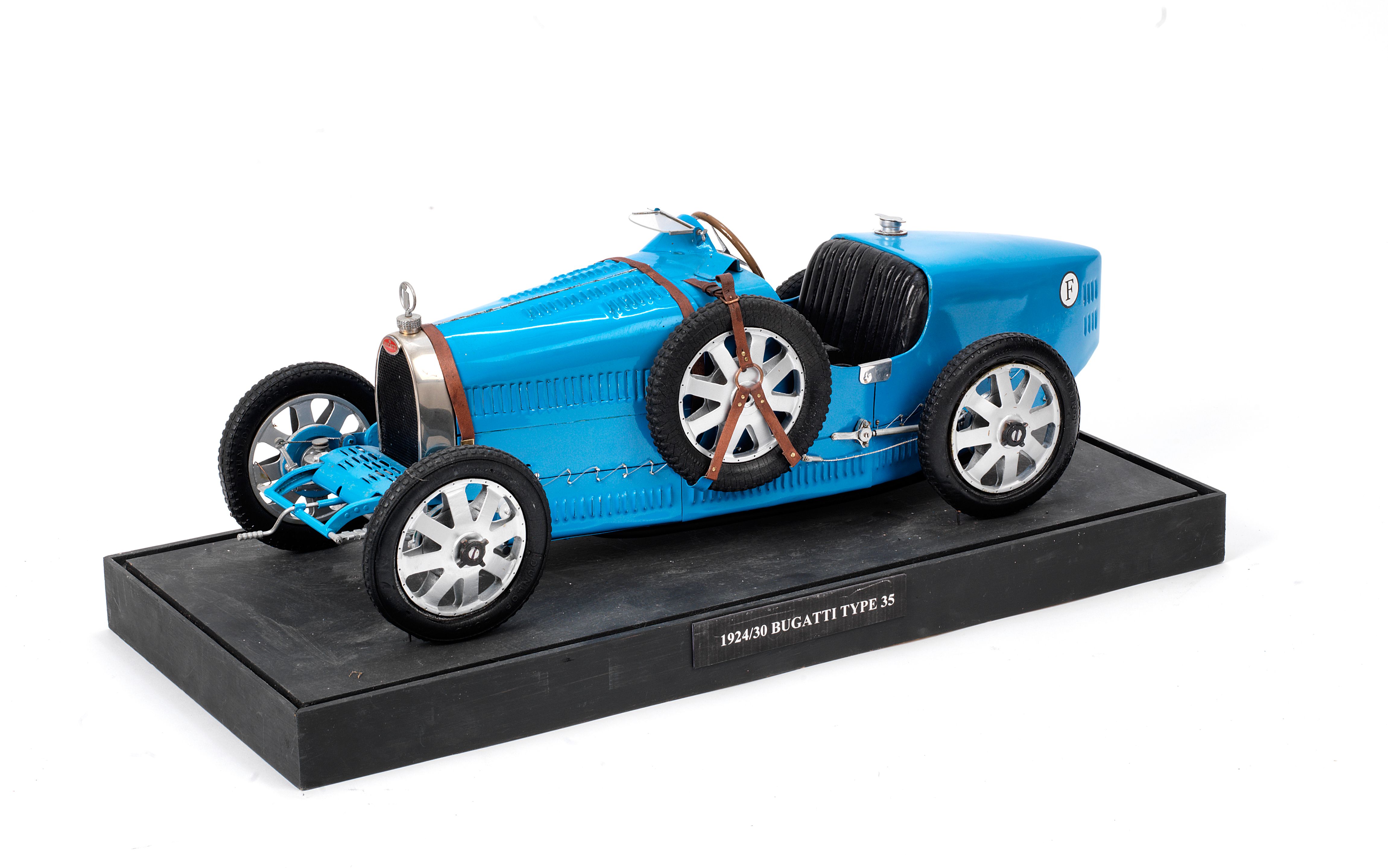 Bonhams Cars : A 1:8 scale model of a Bugatti Type 35,