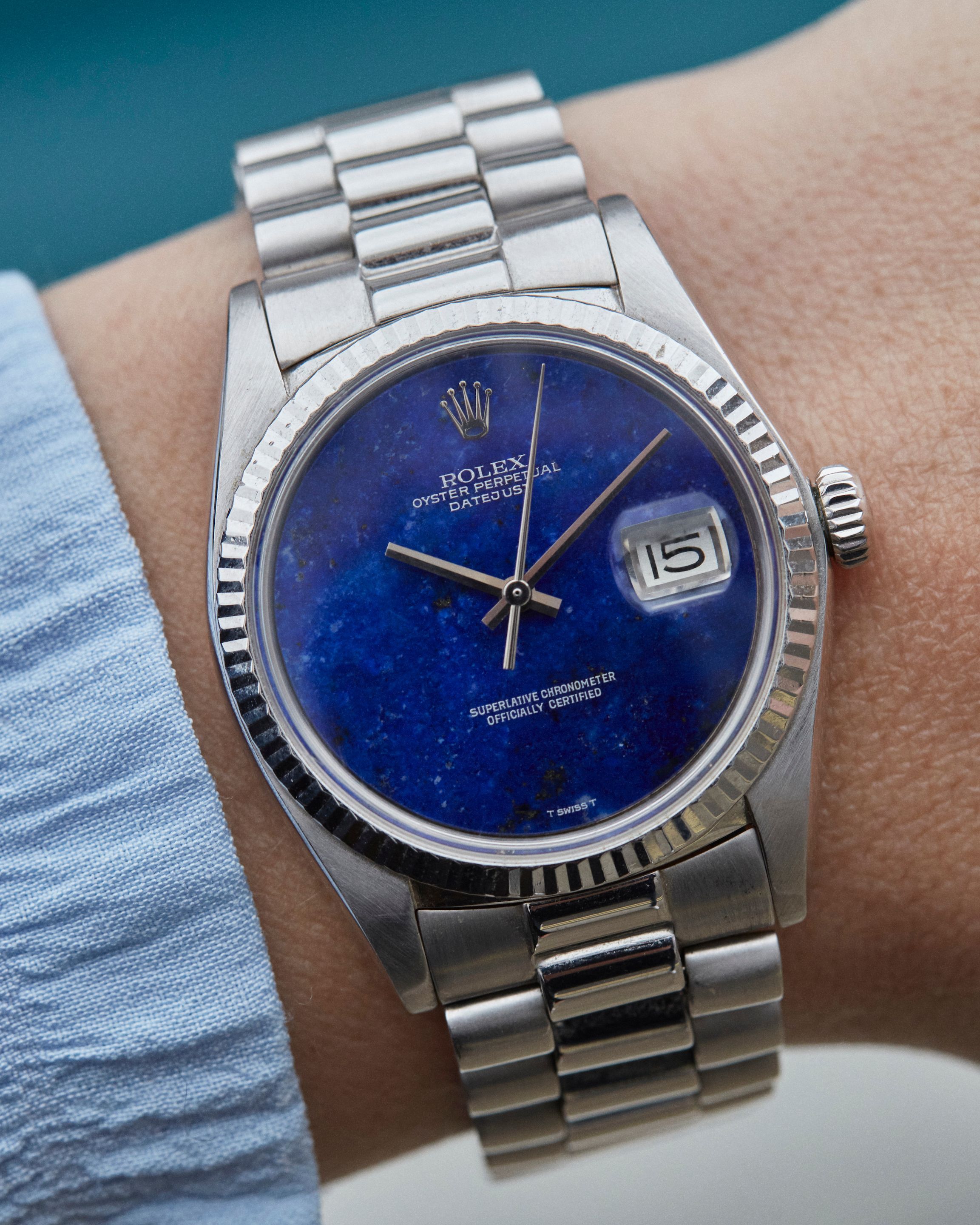 Bonhams A fine and rare 18K white gold automatic calendar