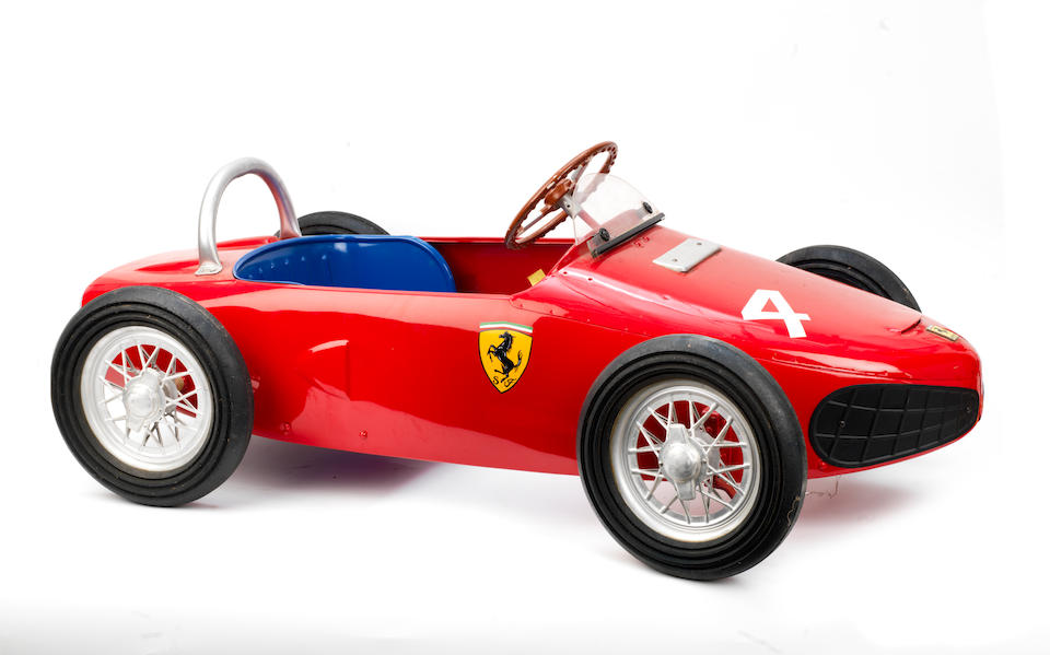 A Ferrari F161 'Shark-nose' pedal car by MG, 1960s | Barnebys