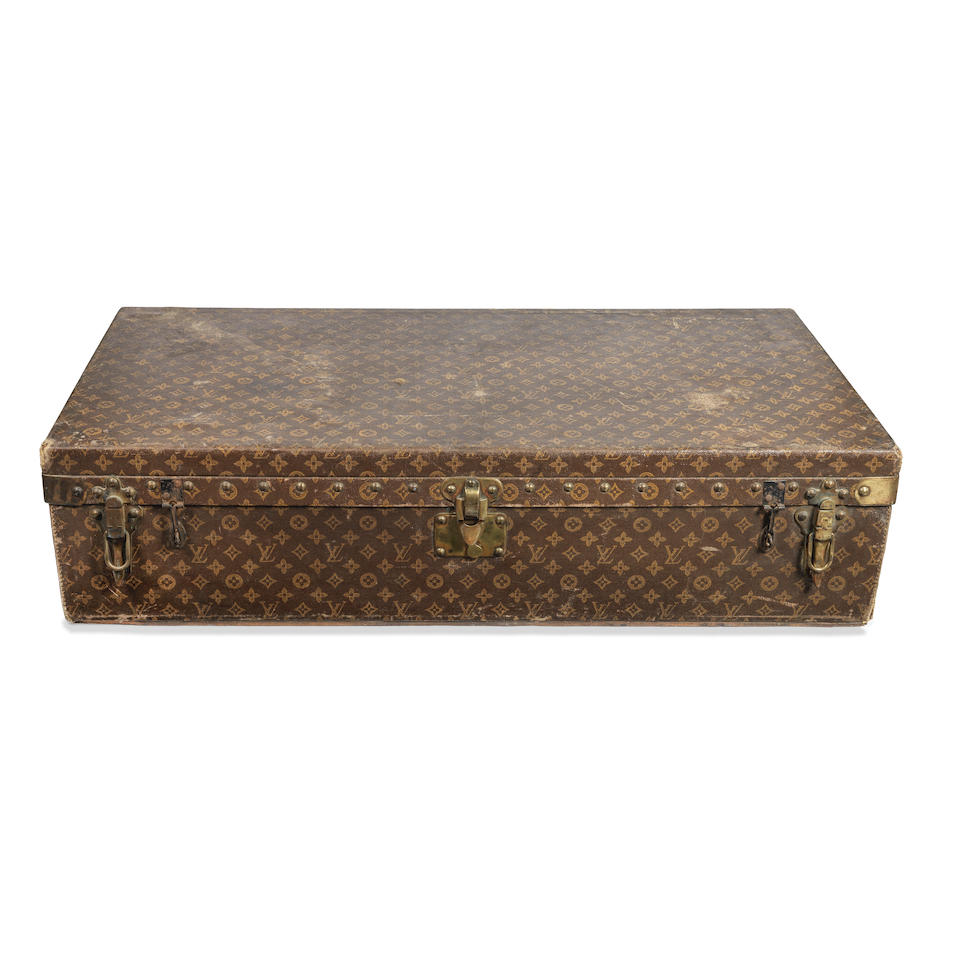 Princess's Louis Vuitton trunk travels to $8,204 in Lincoln, UK, sale