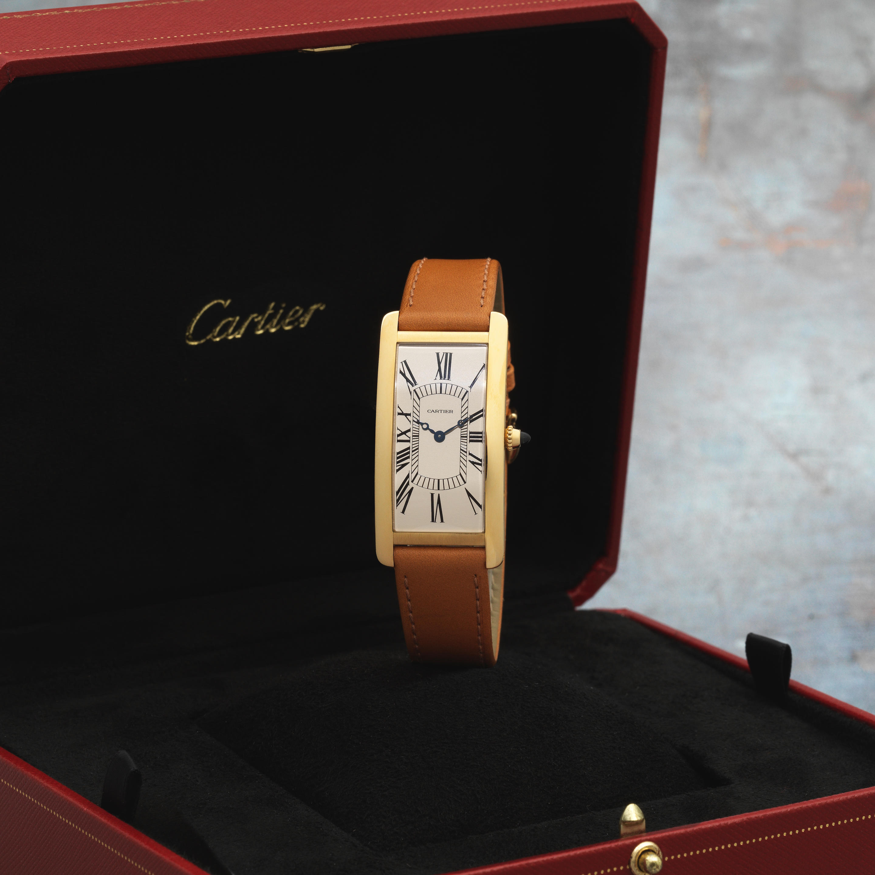 Cartier 1735 Tank Americaine 1735 Collection Privee 18K Yellow