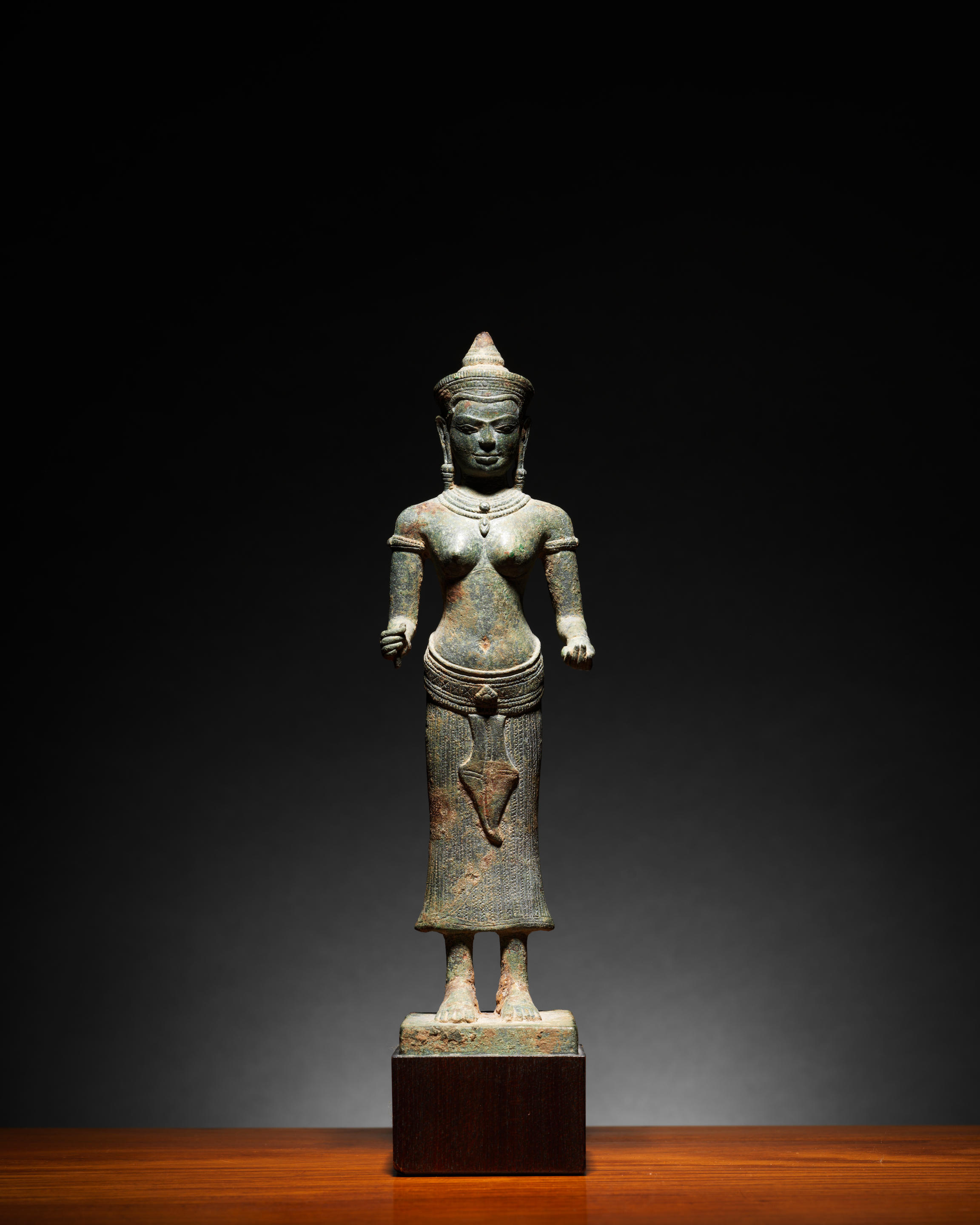 Bonhams Cornette de Saint Cyr : STATUETTE DE PRAJNAPARAMITA EN ALLIAGE ...