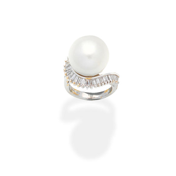 Bonhams : CULTURED PEARL AND DIAMOND RING