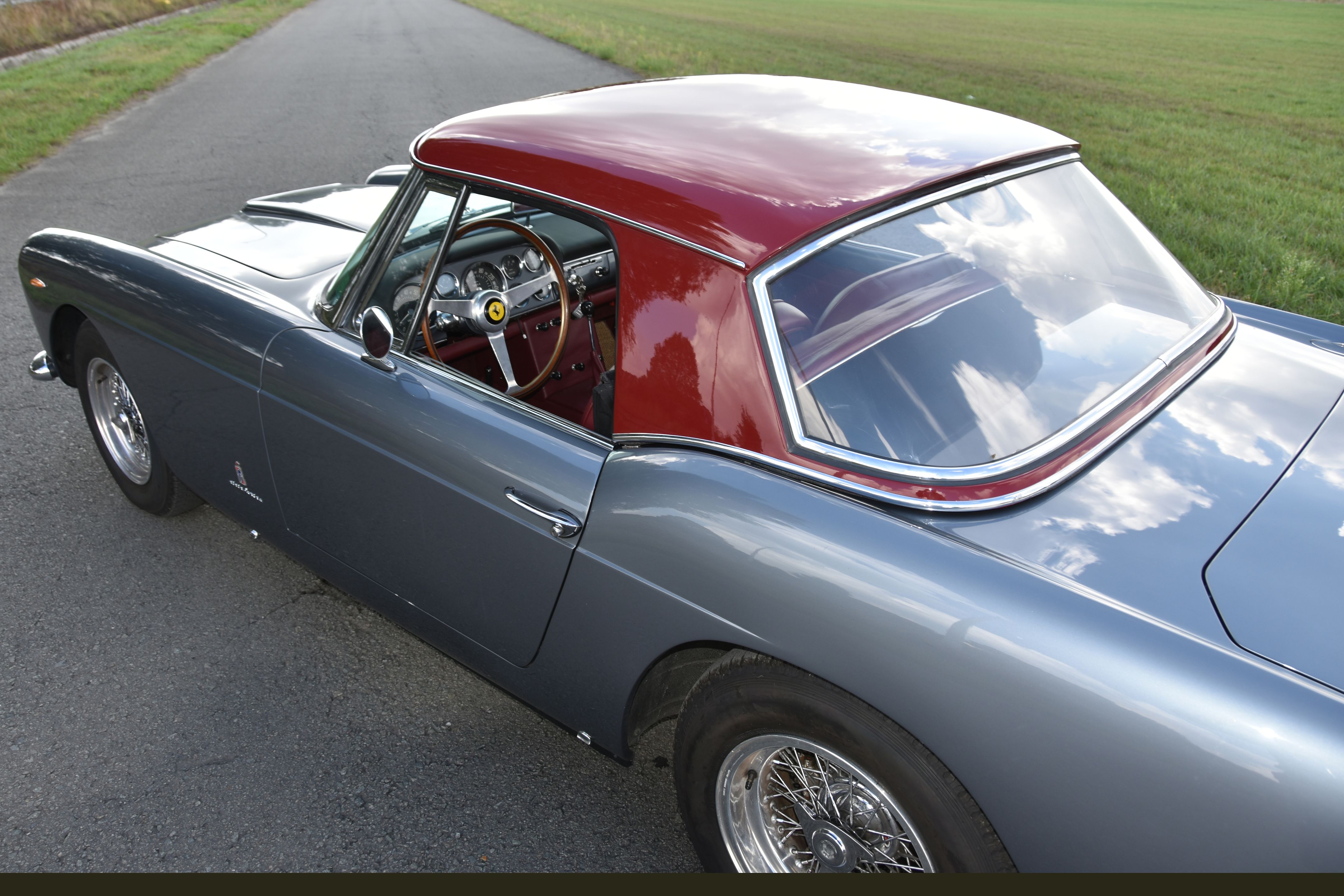 Matrix - 1:43 - Ferrari 250 GT/E 2+2 Coupé Pininfarina 1960 - Catawiki