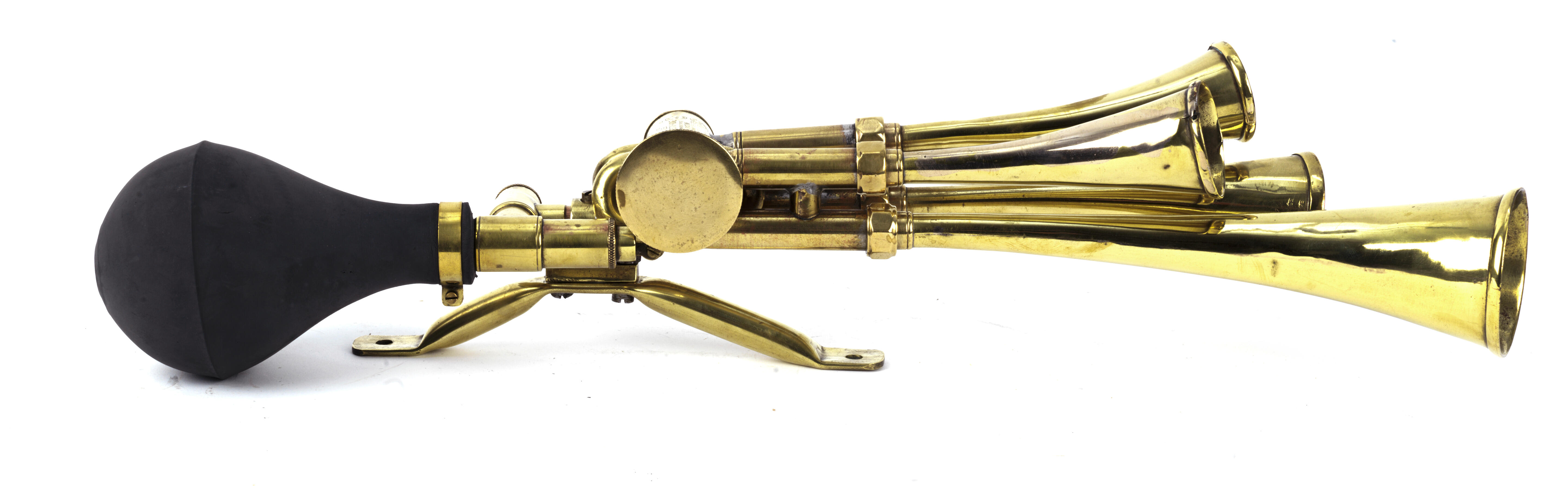 Bonhams Cars A brass fourtrumpet 'Le Testophone' bulb horn, by Cicca