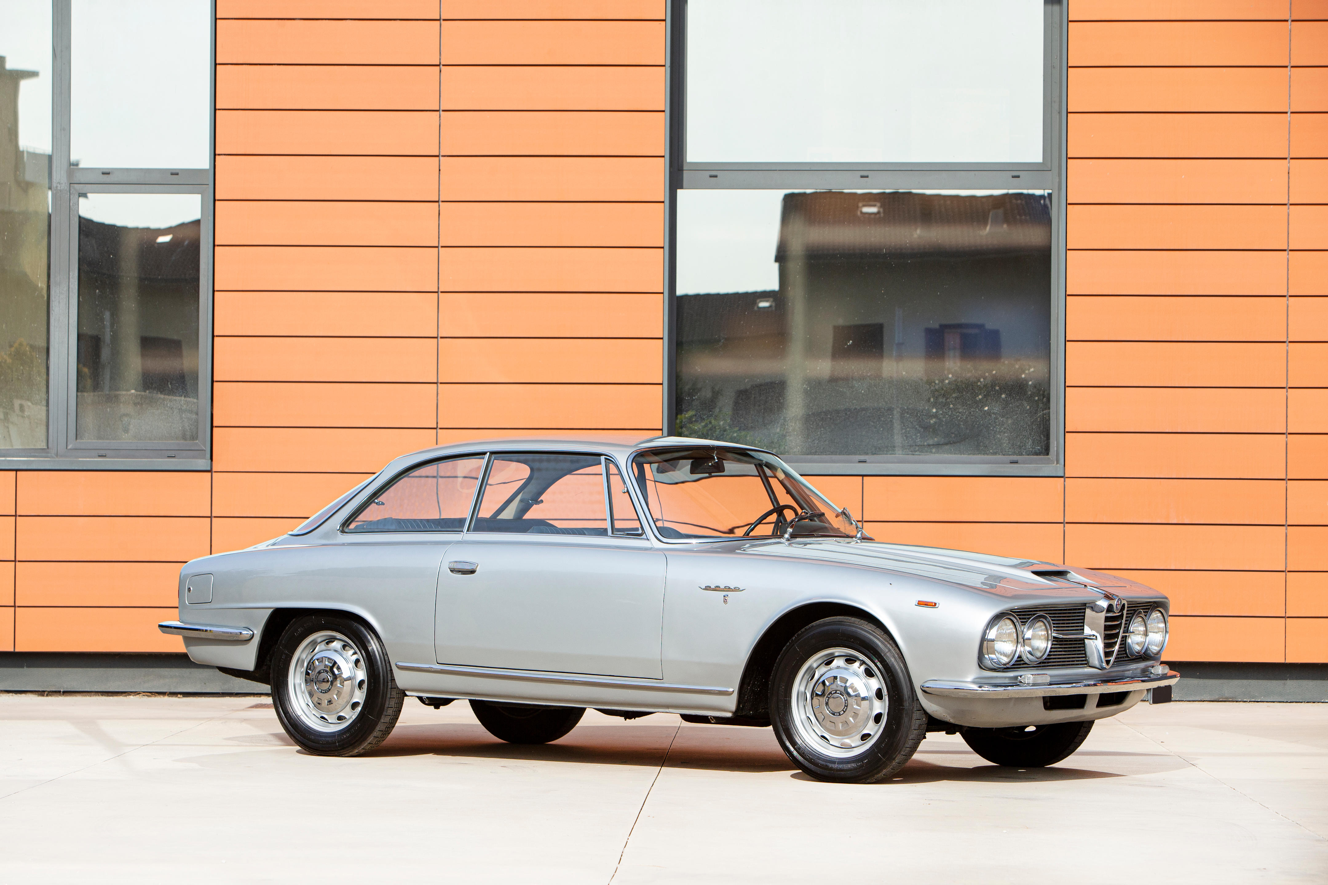 Bonhams Cars : 1964 Alfa Romeo Giulia 1600 Spider Veloce Chassis