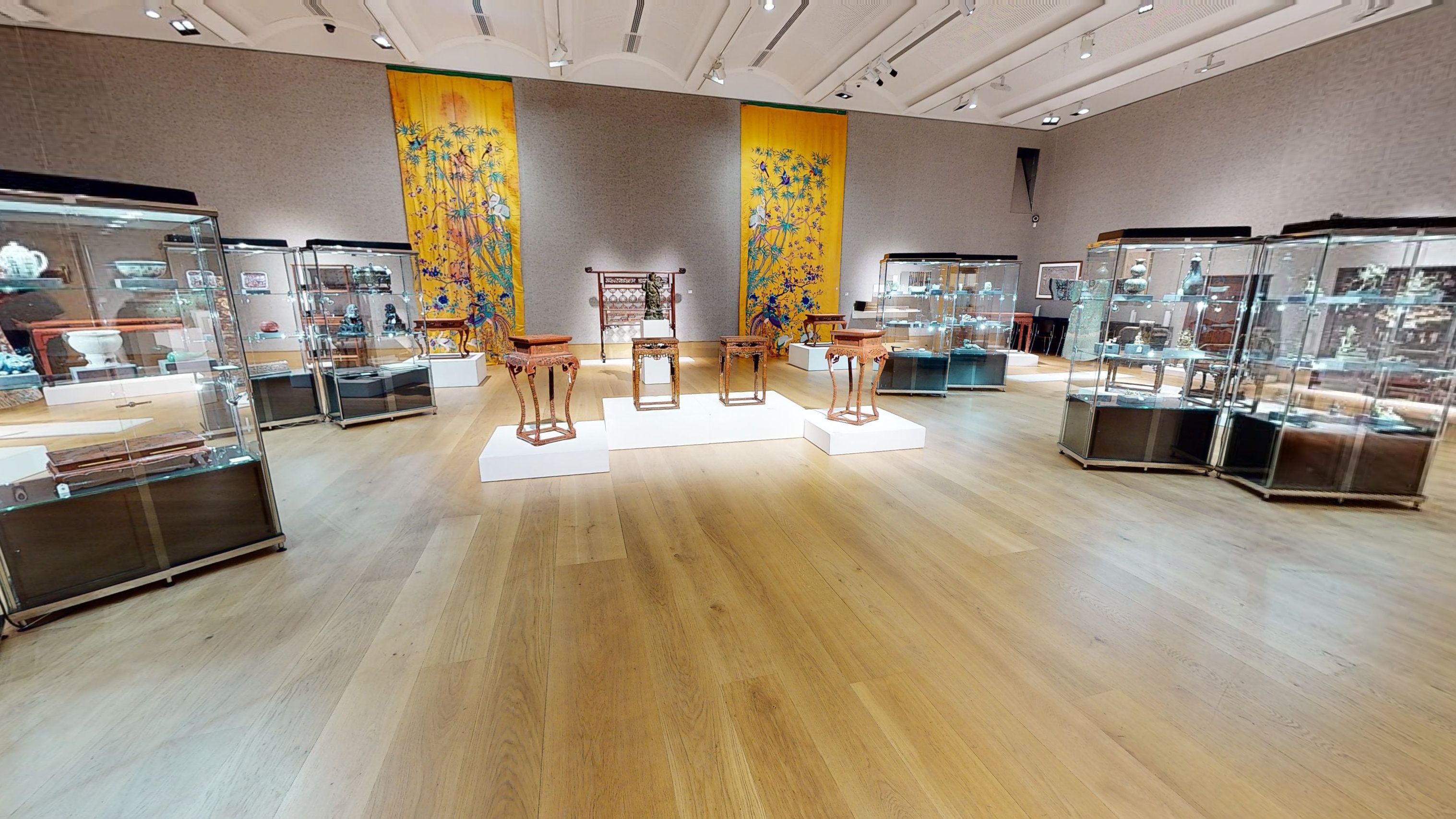Bonhams : Virual Tour | Fine Chinese Art | Asian Art in London 2022