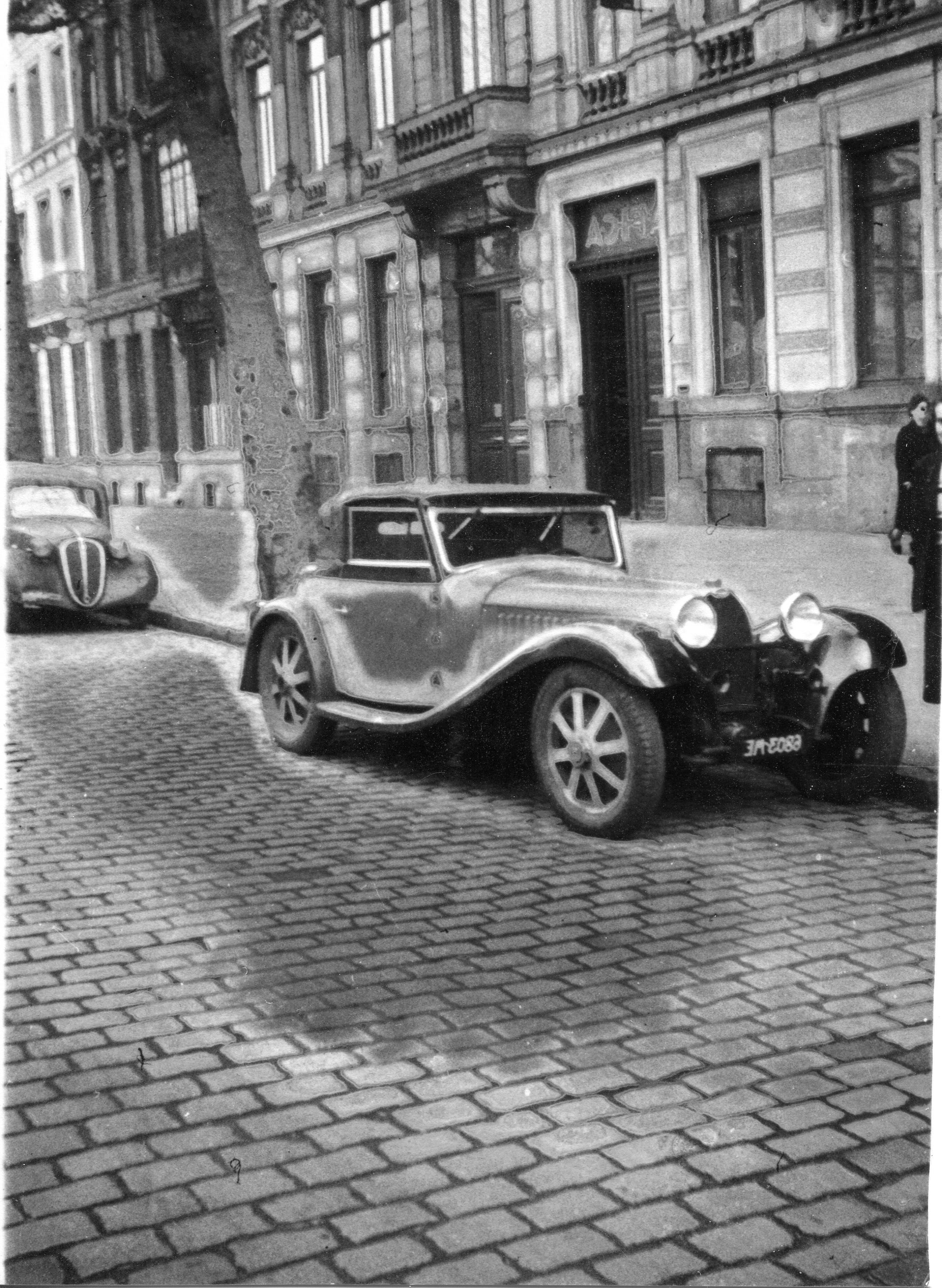 Miniature MCM 1/43 Bugatti T55 Cabriolet - Salon De Paris 1932 - Noire