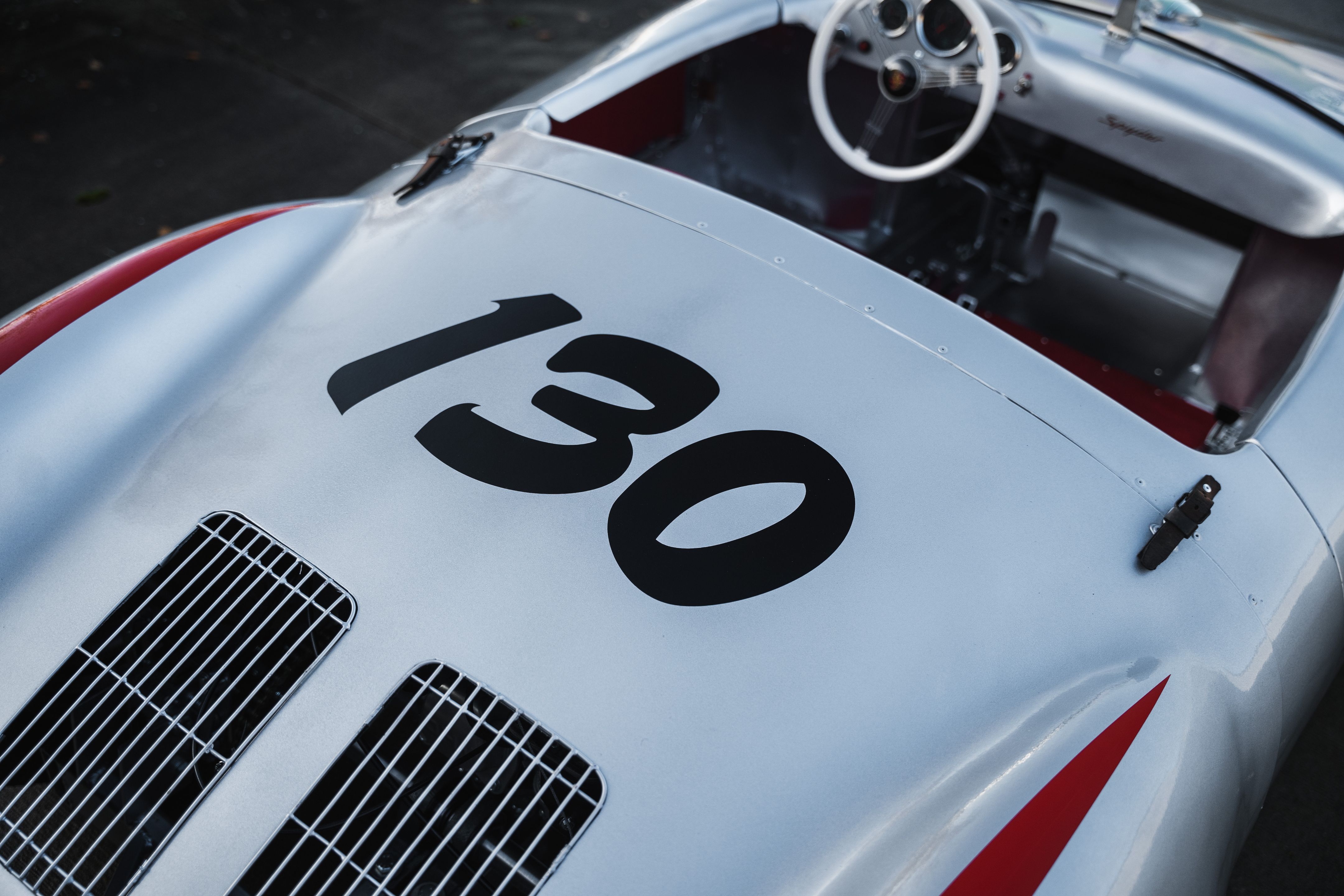 Miniature Porsche 550 1/12 KK Scale A Spyder Blanche/rouge 1953 - Voiture-miniat