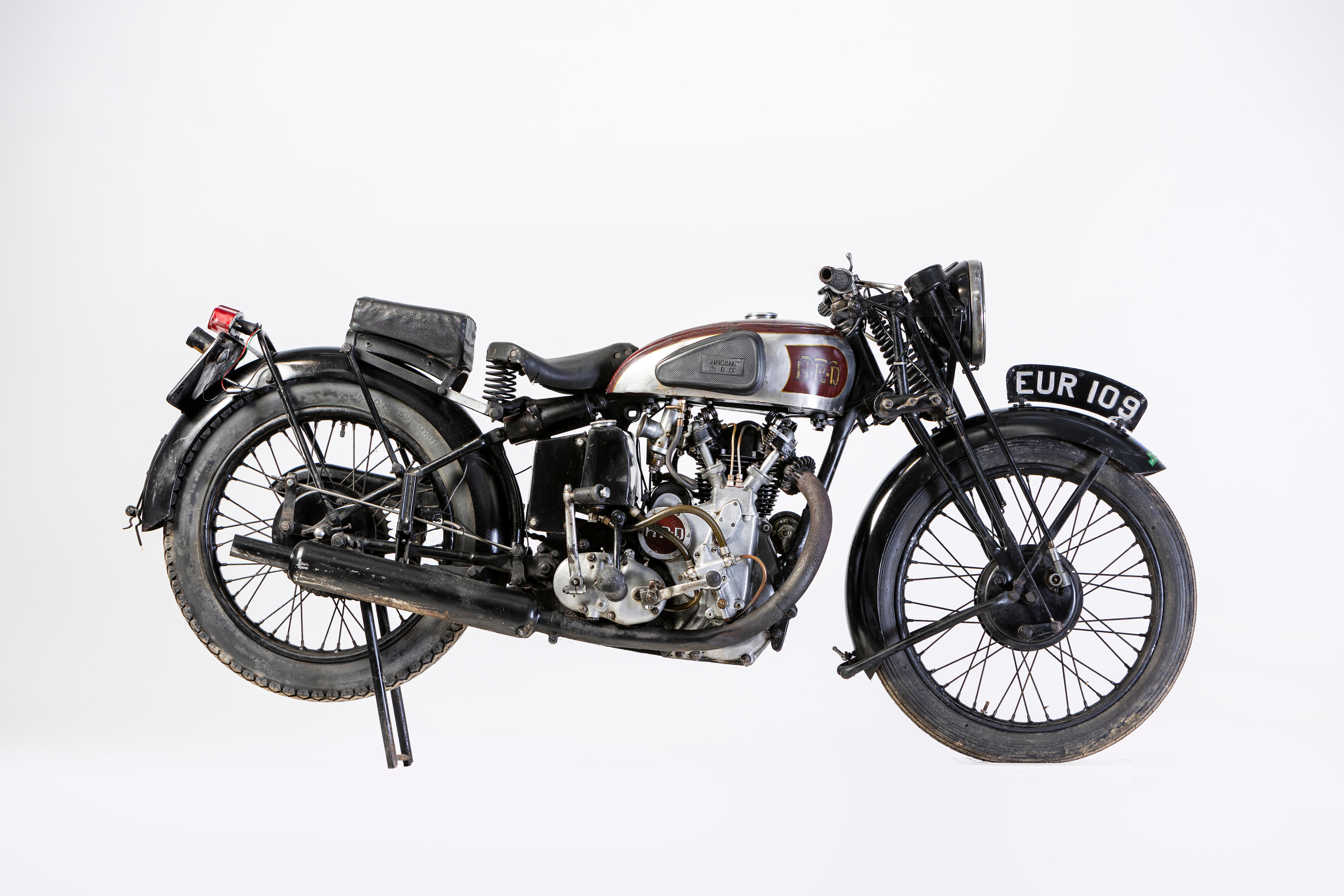 Bonhams Cars : 1939 Vincent-HRD 498cc Series-A Comet Frame no. D1705 ...