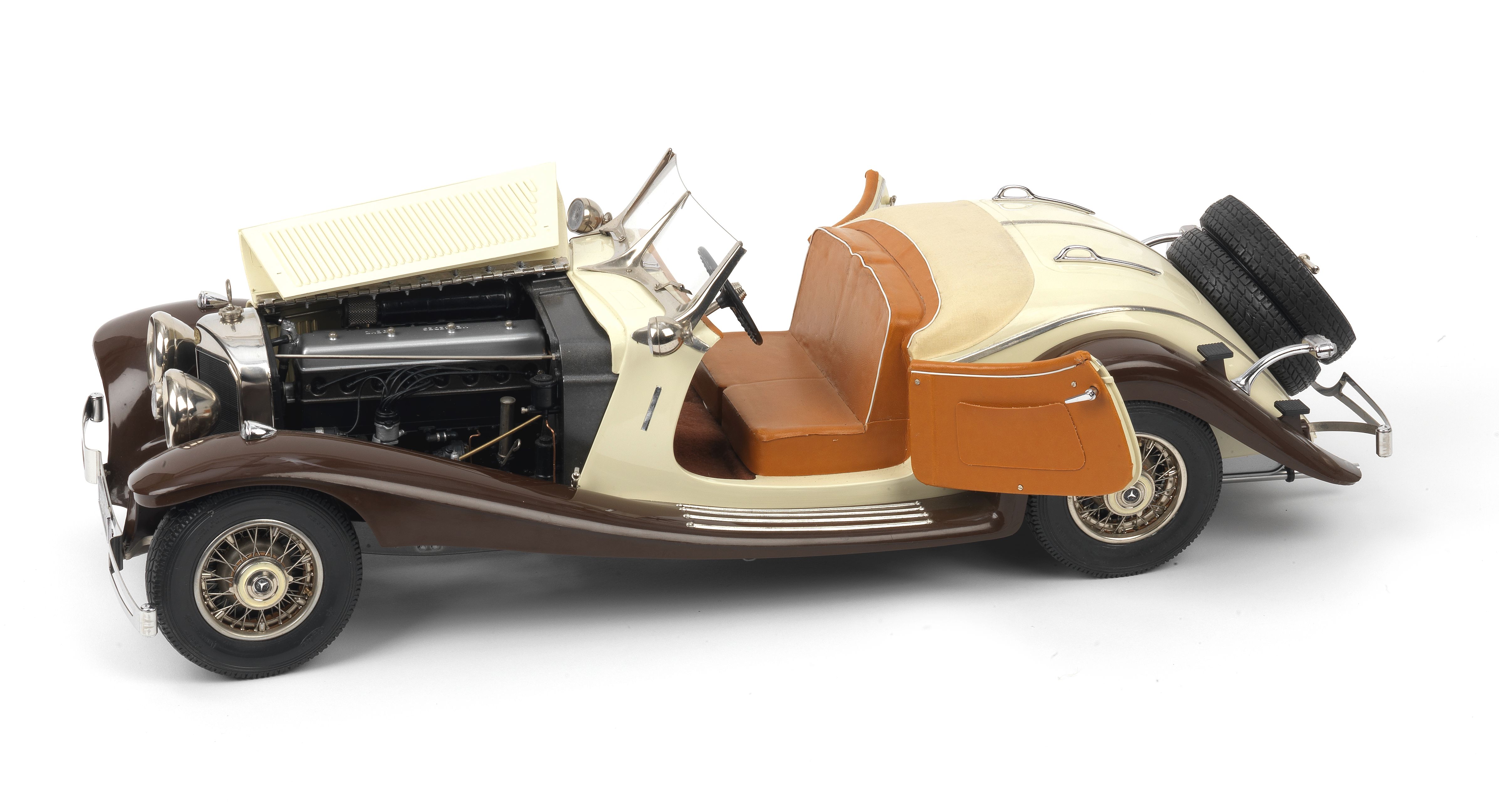 POCHER 1/8 MERCEDES 500 AK CABRIOLET PLANCHER AVEC MOQUETTE