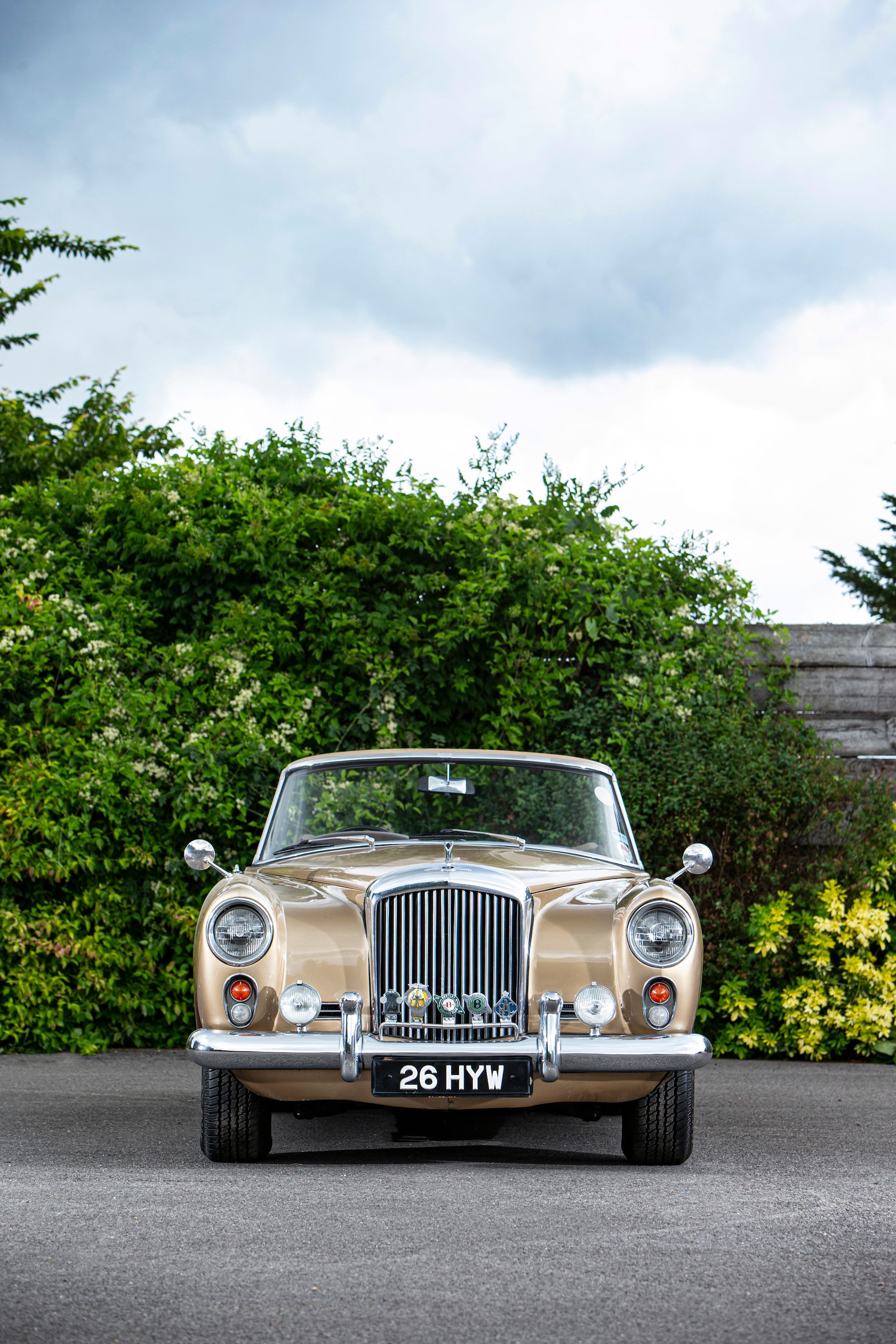 Solido Bentley S2 Cabriolet 1961 – 1/20 – Bronze – Capote Fermée – Sans Boîte