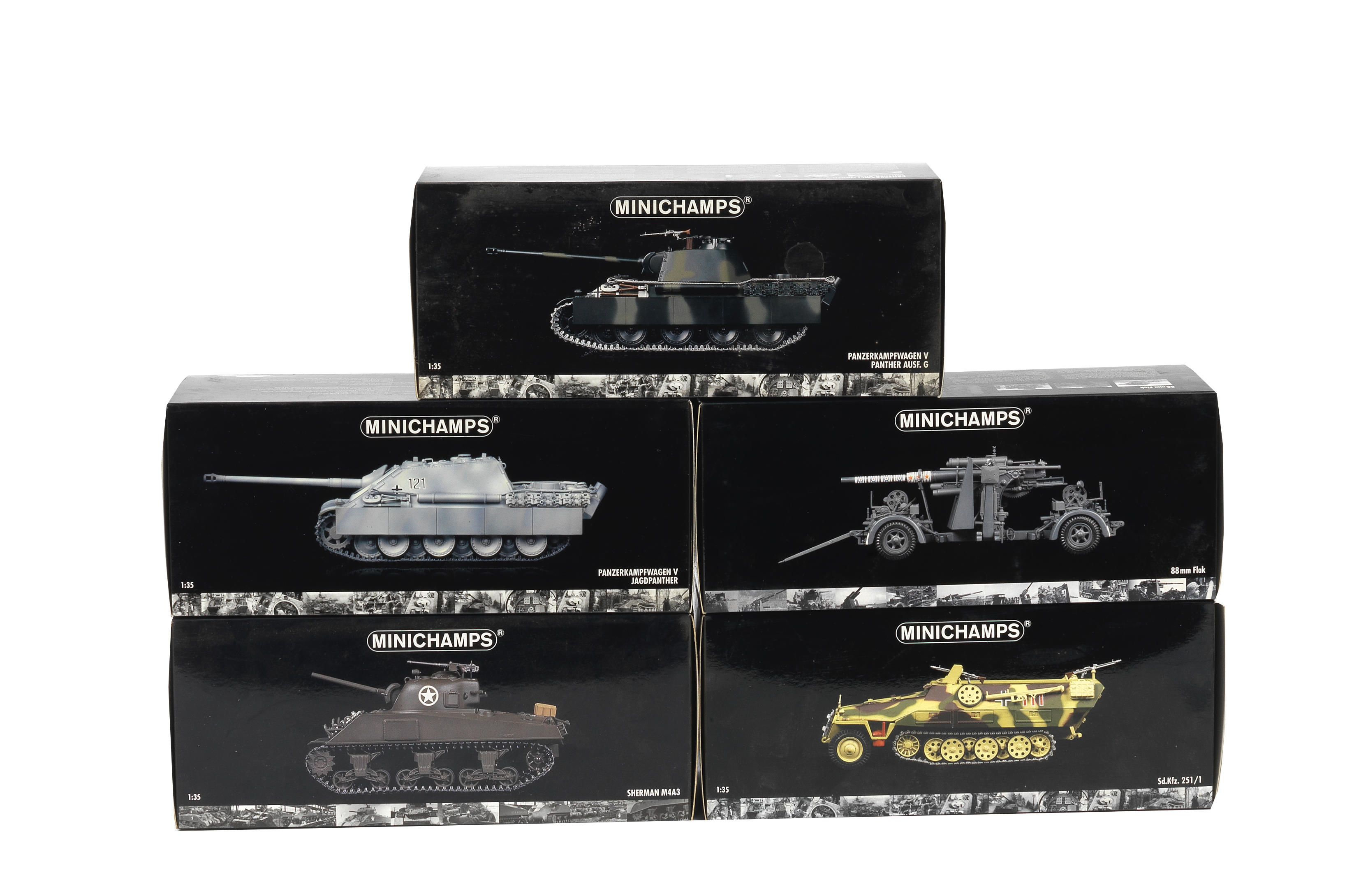 Bonhams Cars : Five boxed 135 scale die-cast WW2 military vehicle