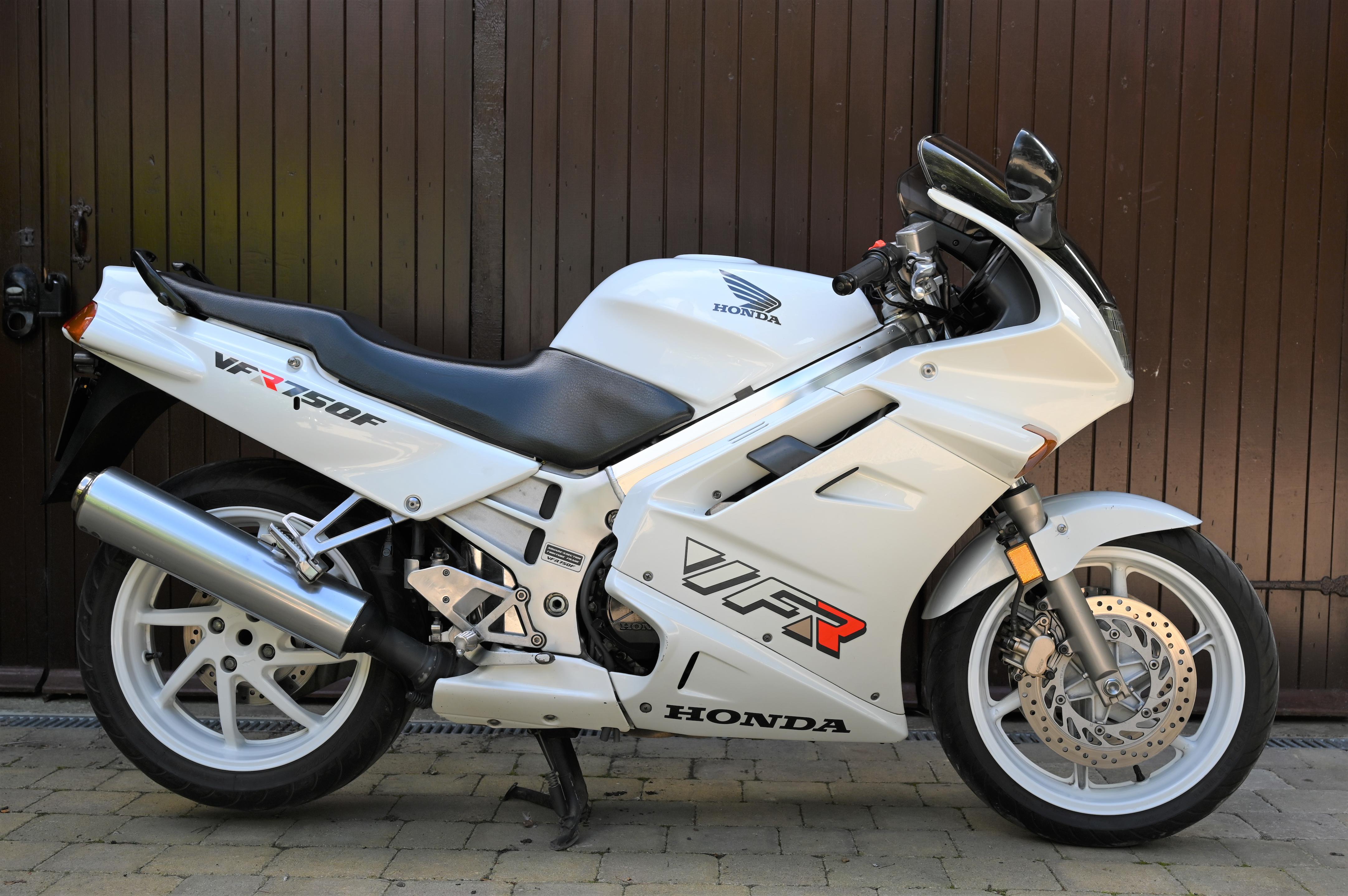 honda vfr 750 for sale