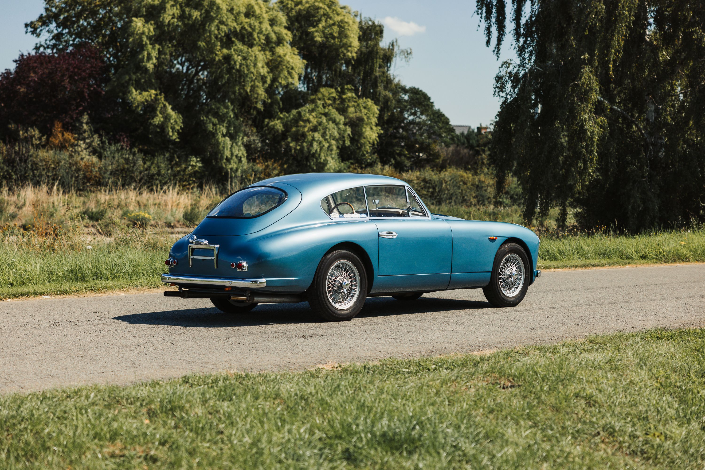 Aston Martin DB2 4 - Club de l'Auto