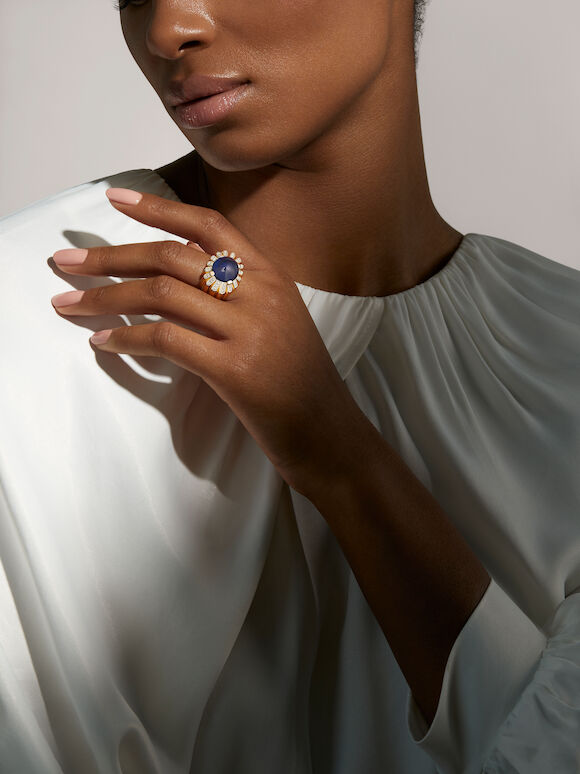 Bonhams : SAPPHIRE AND DIAMOND RING,