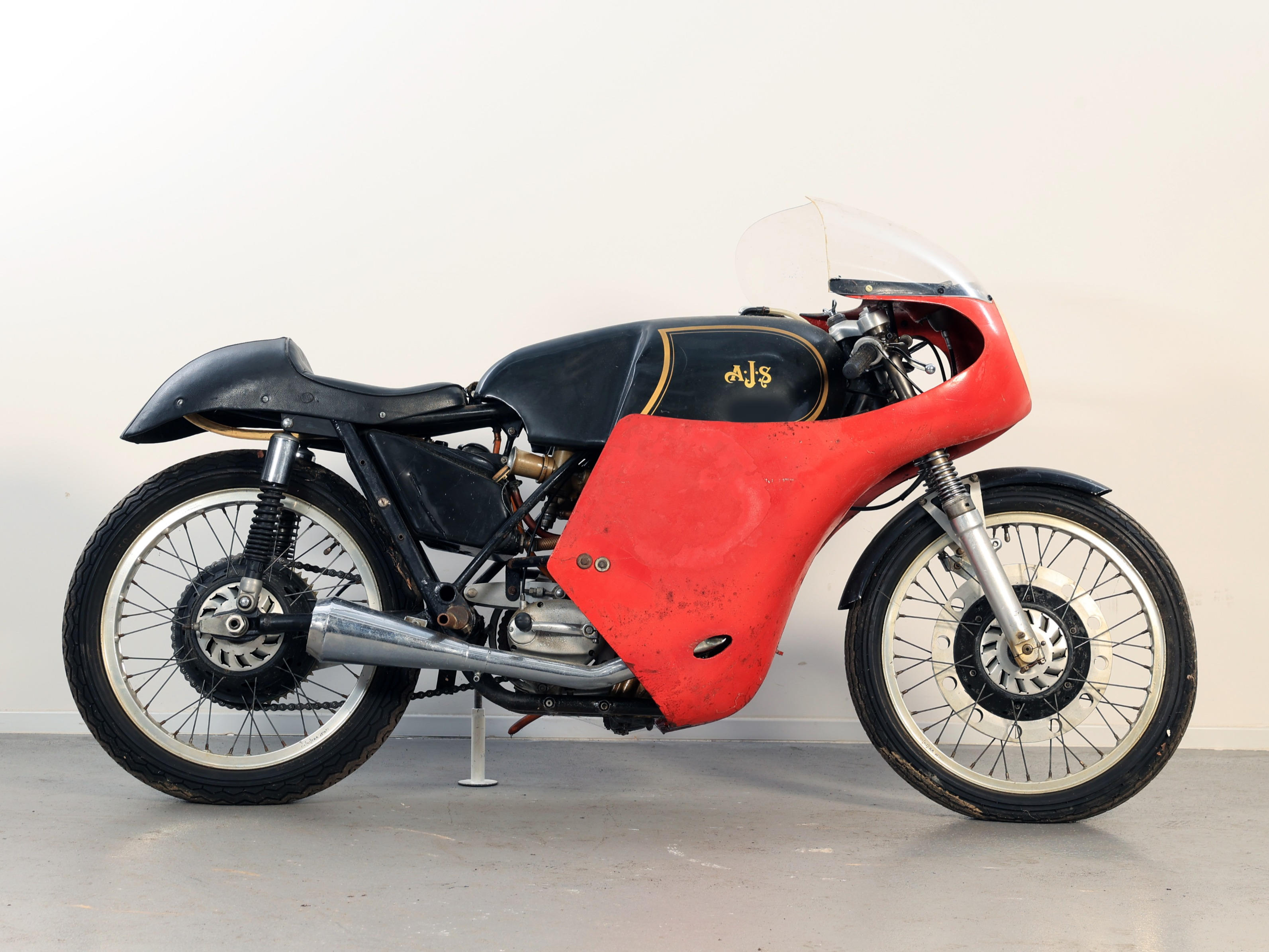 Bonhams Cars : Property of a deceased's estate, AJS 350cc 7R Racing ...