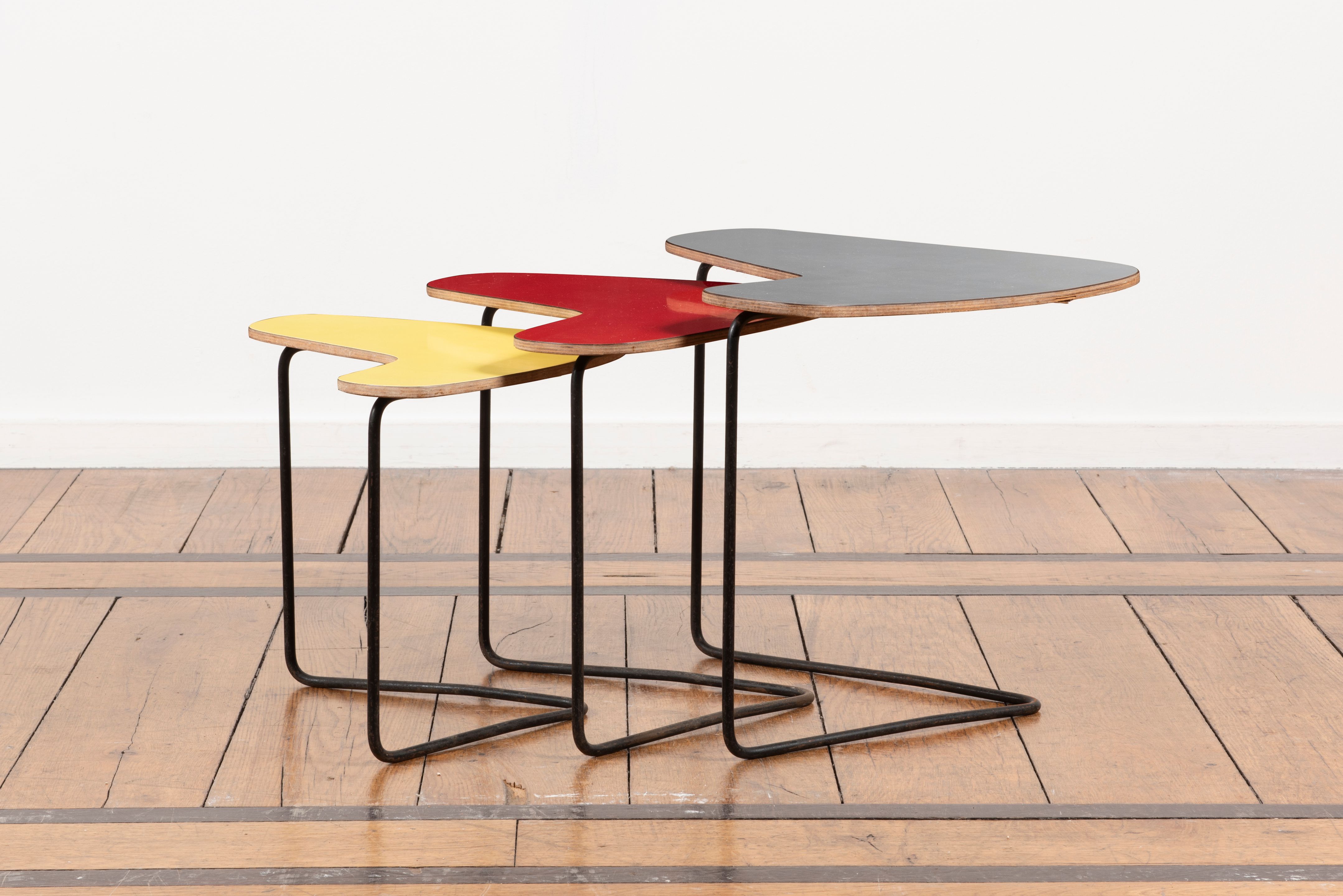 Trois Tables Gigognes