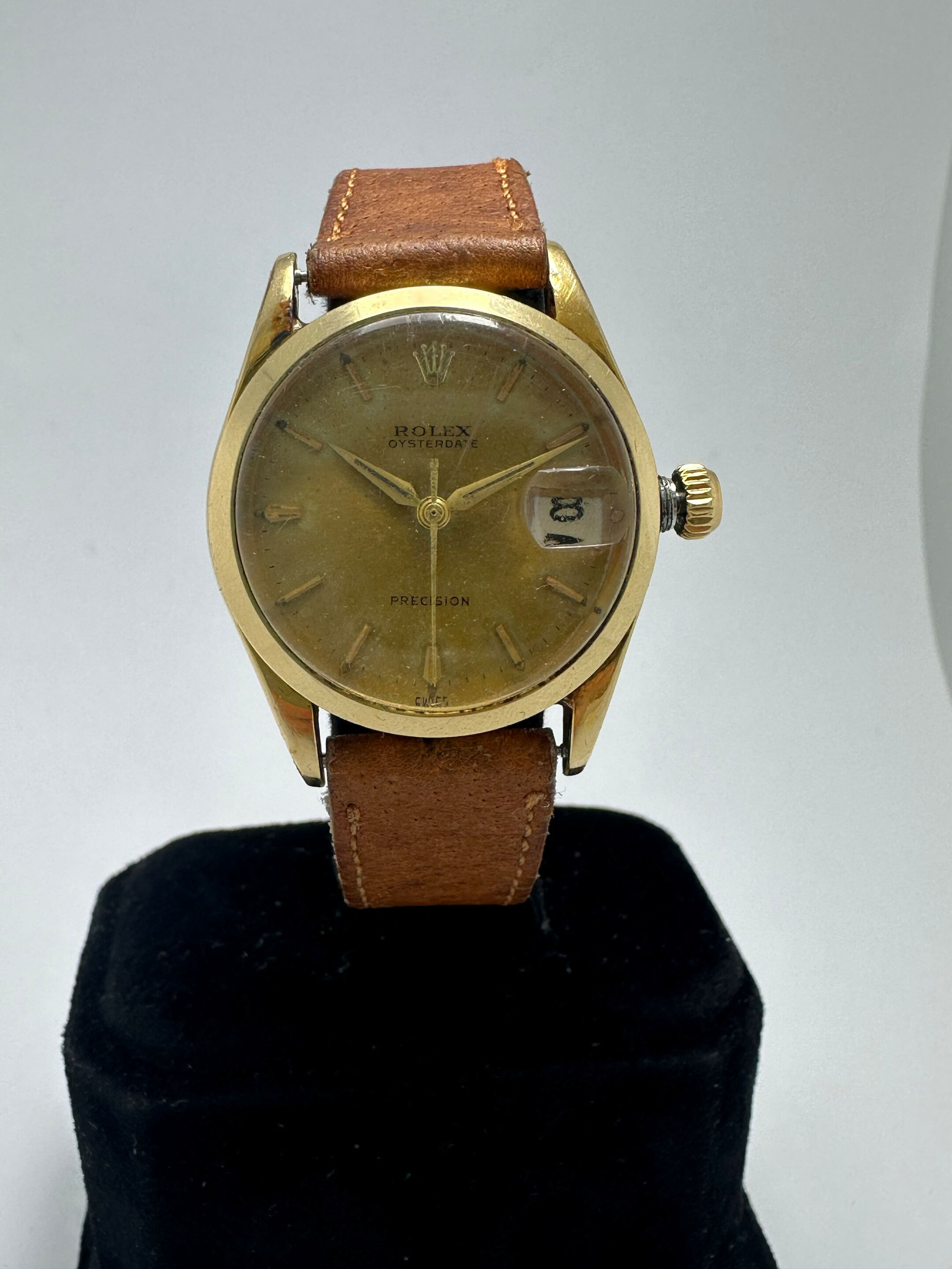 Bonhams : Rolex. A gold plated manual wind calendar  display picture 2