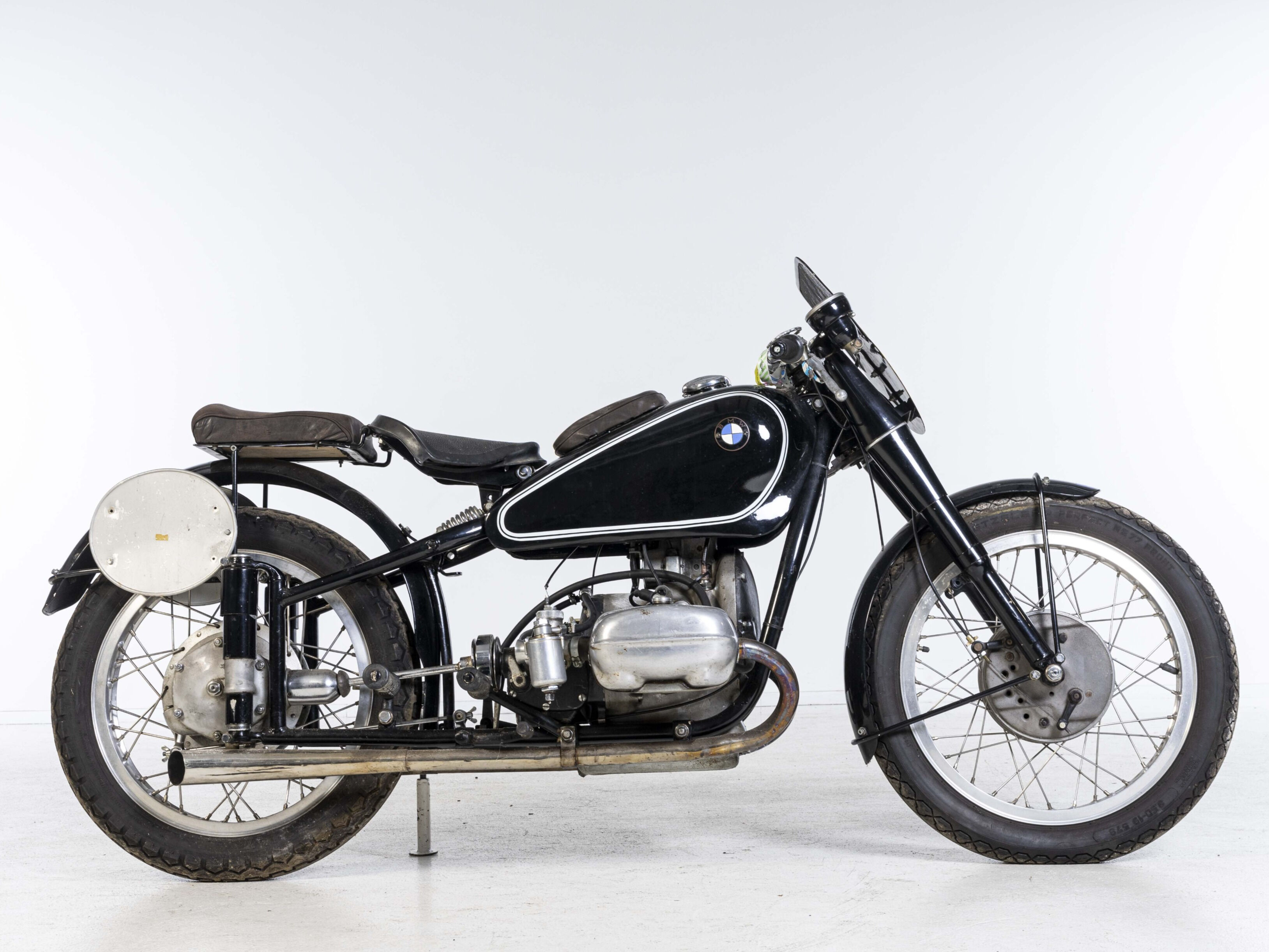 Bonhams Cars : 1938 BMW 500cc R51RS Racing Motorcycle Frame no. 50565 ...