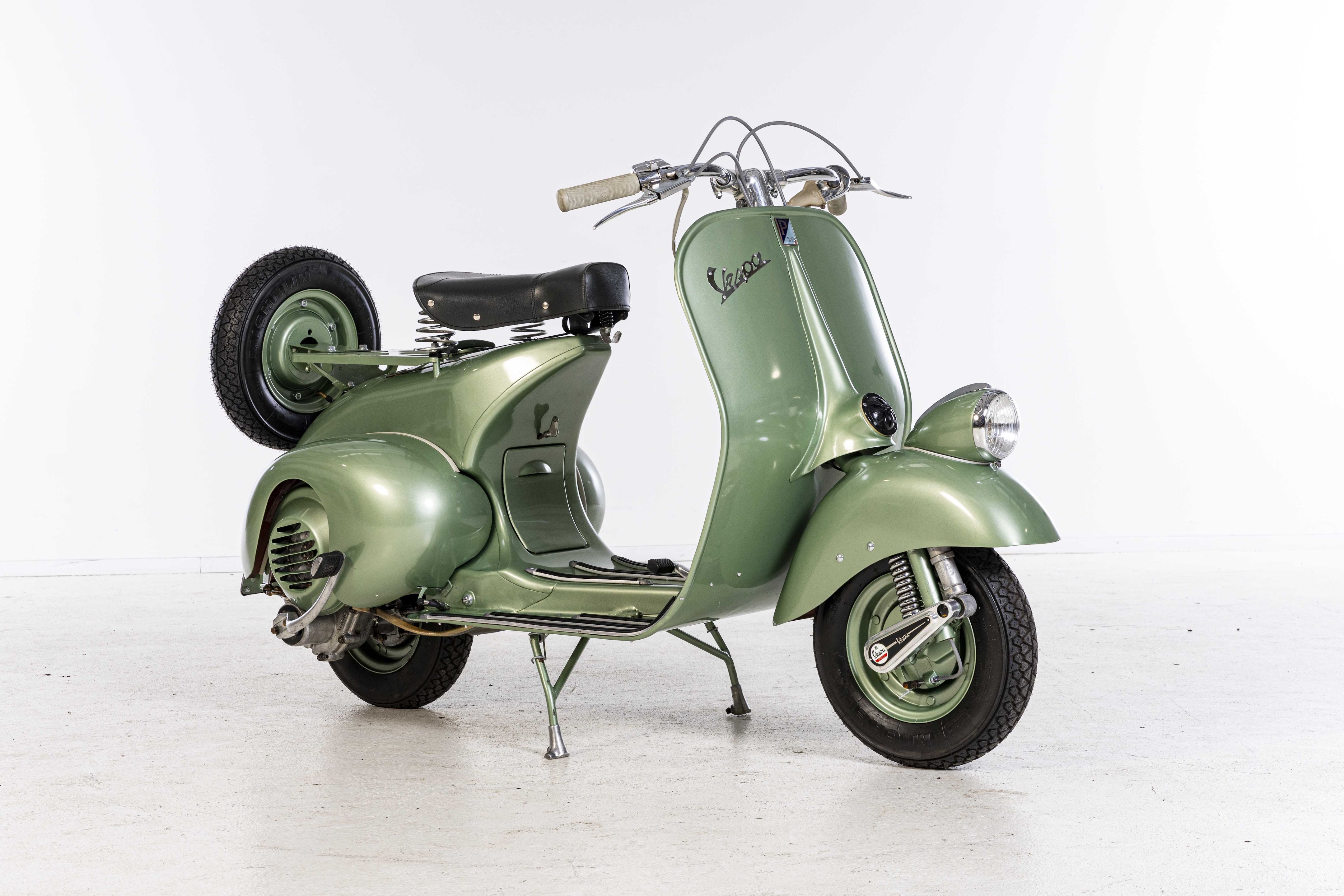 Classic Vespa Vespa Faro Basso 1950 Motorcycle Vespa Faro Basso