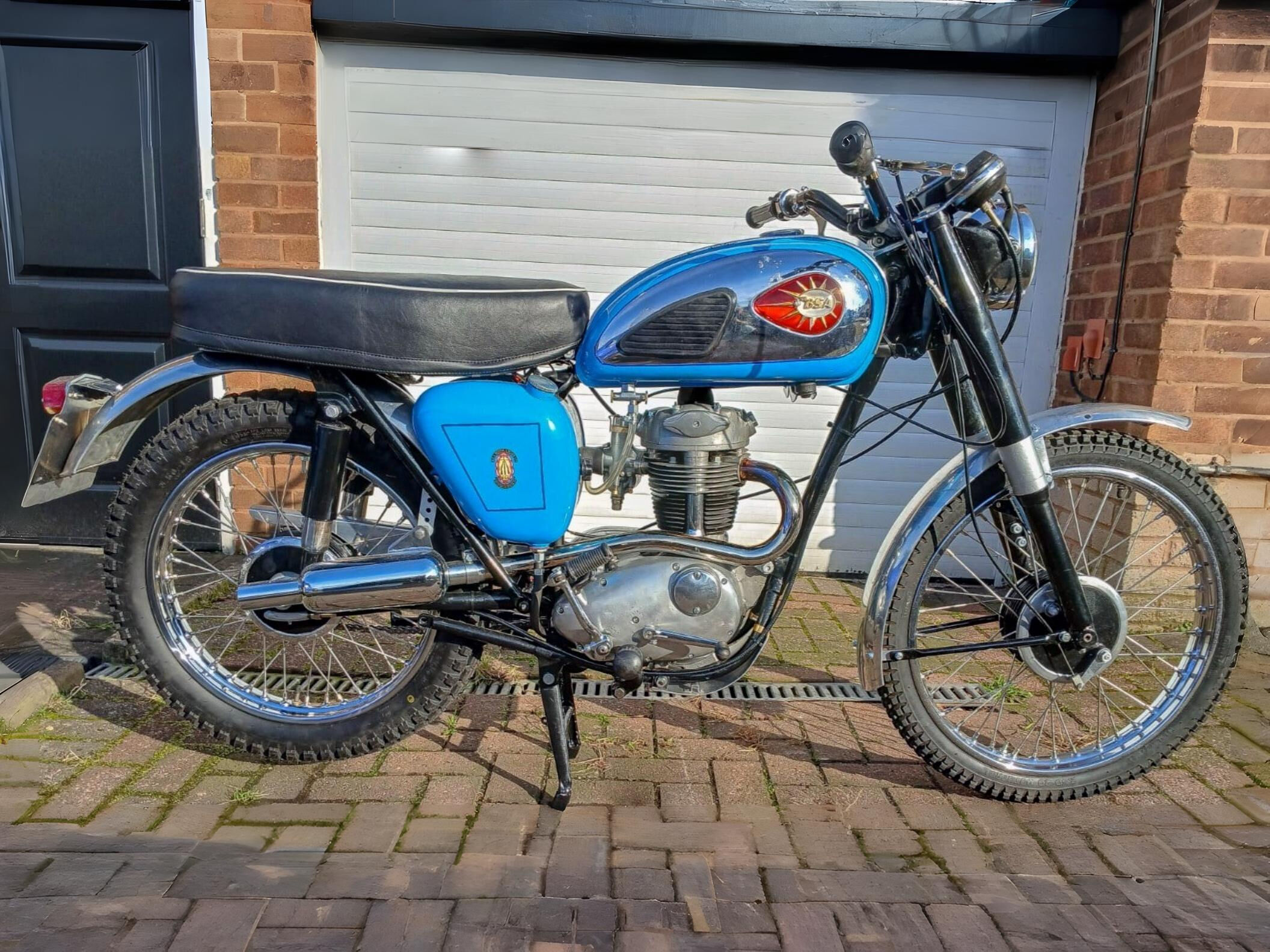 Bonhams Cars : 1966 BSA 250cc C15G Frame no. C15/G502 Engine no. C15F1687
