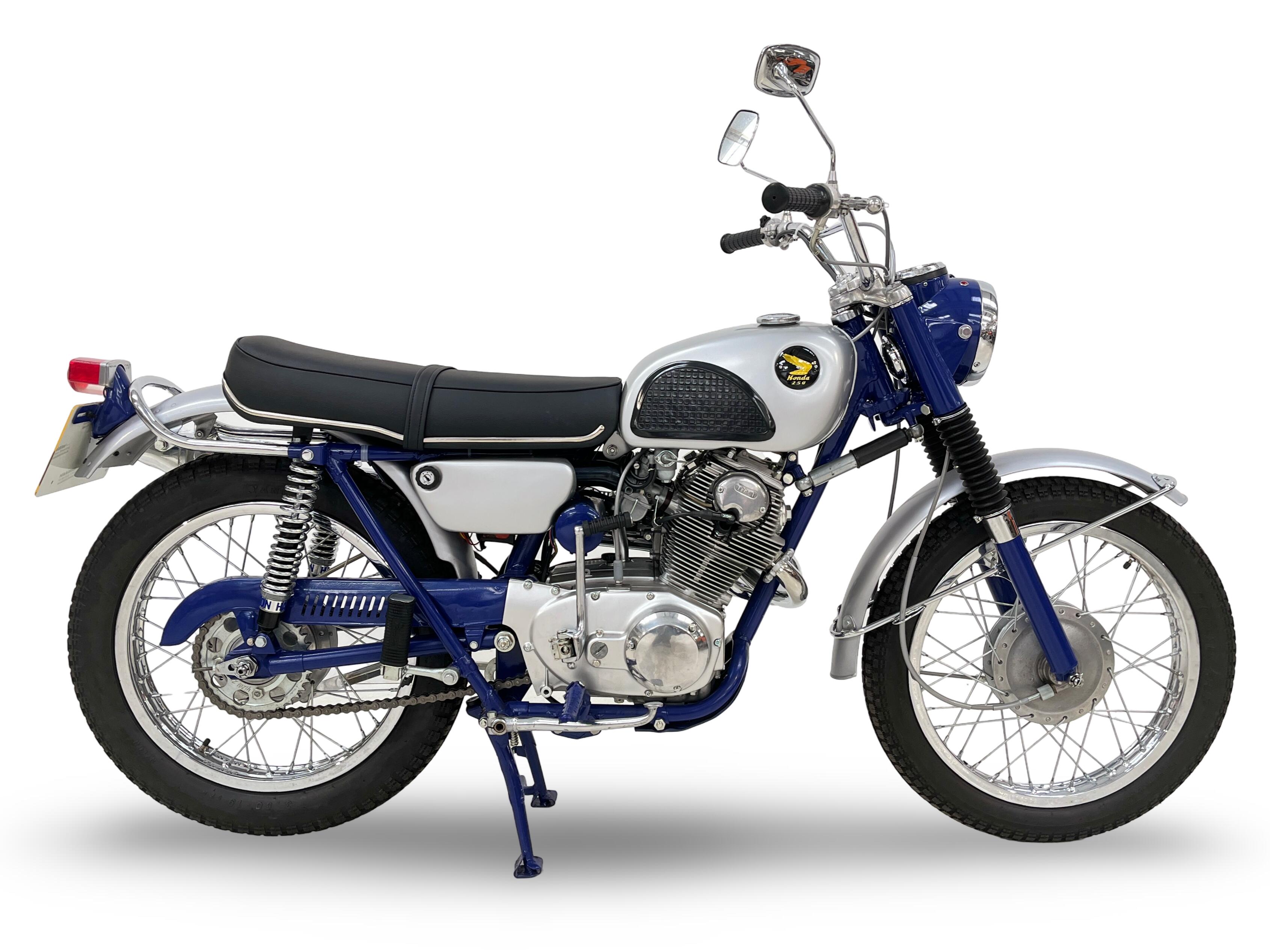 夏限定 BSA C15 シート 1967年　値下げ交渉可 夏限定 BSA C15 シート 1967年 値下げ交渉可 - メルカリ