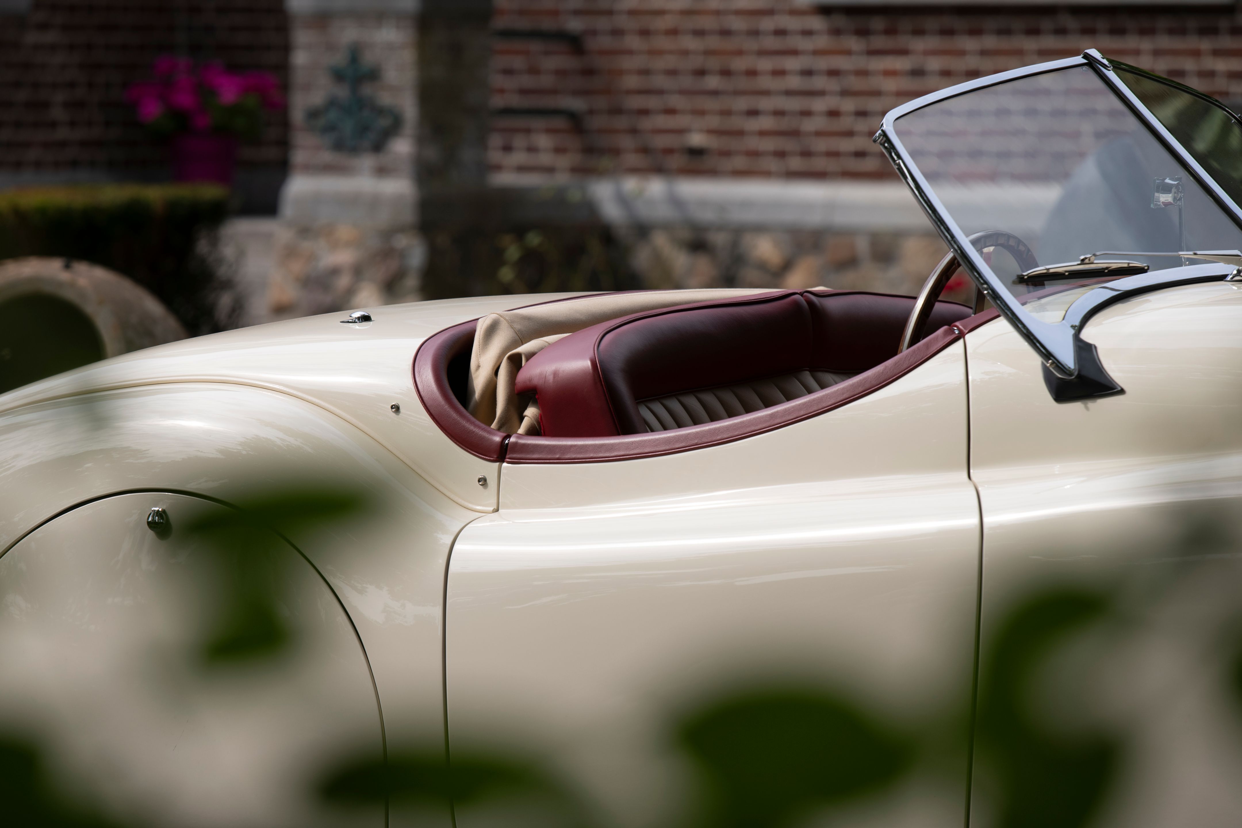 Jaguar XK120 OTS a la venta en