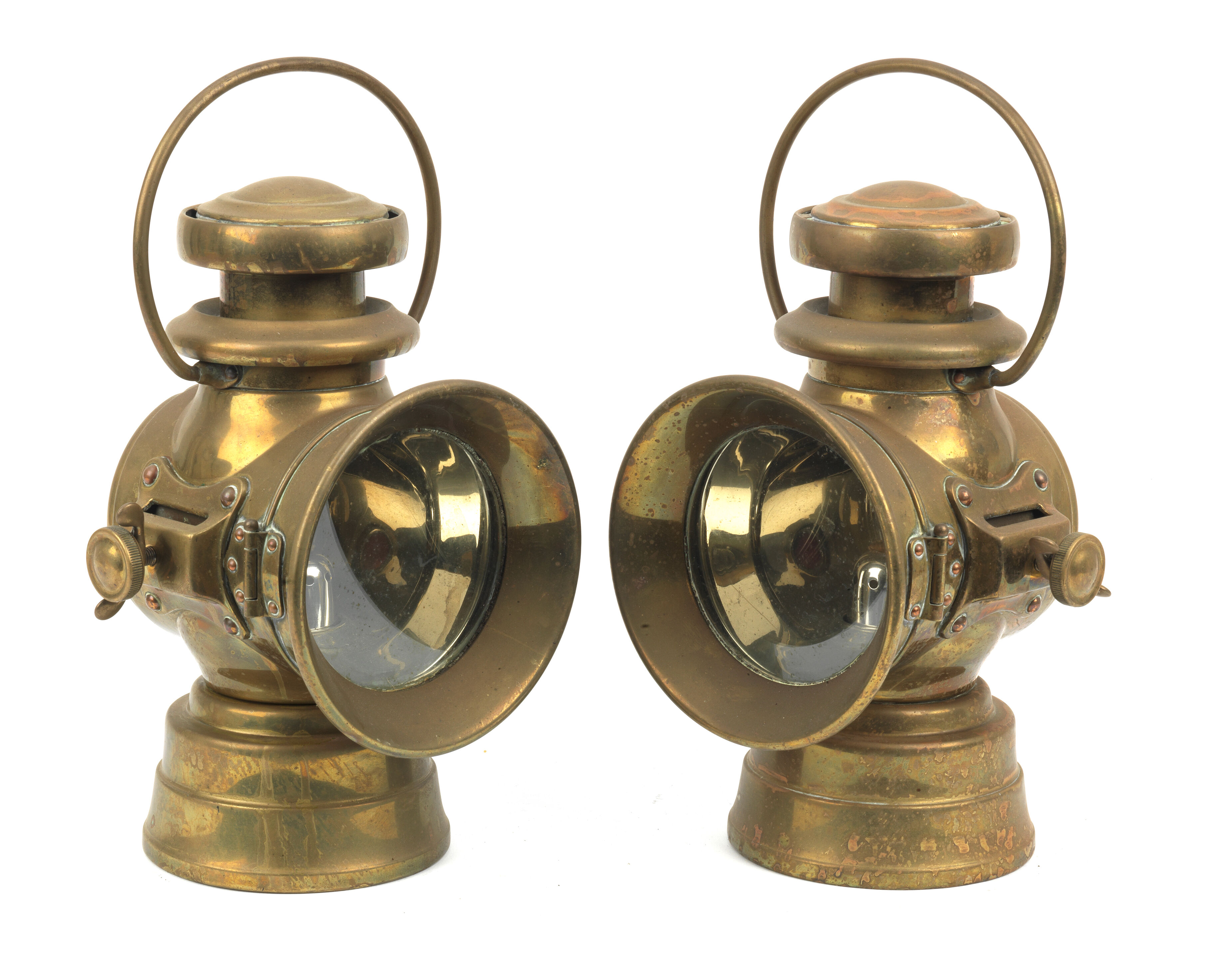 Bonhams Cars : A pair of Lucas No.724 oil illuminated side lamps, ((2))