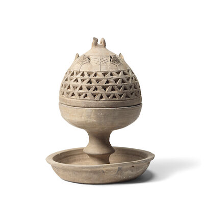 A GREY POTTERY INCENSE BURNER AND COVER, BOSHANLU Western Han Dynasty (2)