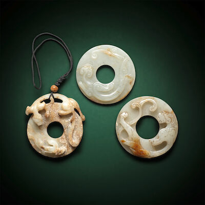 THREE ARCHAISTIC 'CHILONG' BI DISCS Probably Ming Dynasty (3)