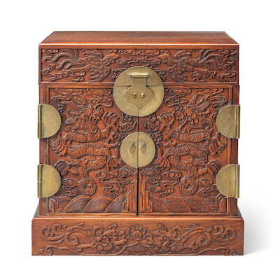 A HONGMU 'DRAGON AND PHOENIX' TABLE-TOP CHEST, GUANPIXIANG Late Qing Dynasty (2)