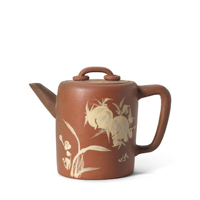 A YIXING STONEWARE 'PEACH AND BAMBOO' TEAPOT AND COVER Attributed to Shao Youlan (active 1796–1850), Jiaqing to Daoguang period (2)