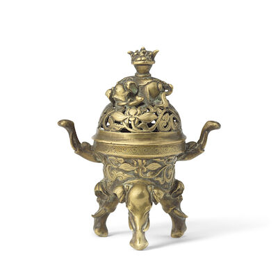 A MINIATURE BRONZE 'ELEPHANTS' INCENSE BURNER AND COVER 18th century (2)