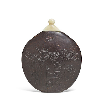 A LACQUERED COCONUT 'LANDSCAPE' SNUFF BOTTLE Qing Dynasty, 1800-1860 (2)