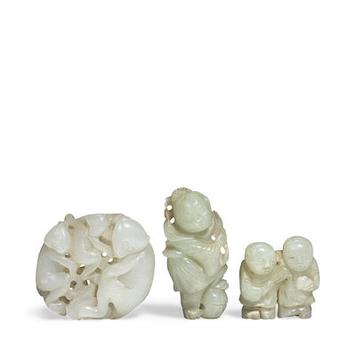 A COLLECTION OF THREE JADE CARVINGS Qing Dynasty (6)
