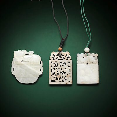THREE JADE PENDANTS 17th to 19th century (3)