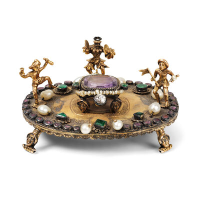 Elément composite en or, argent, améthyste, diamant et perles, dans le goût de la RenaissanceA Renaissance style composite build in gold, silver, amethyst, diamond and pearls