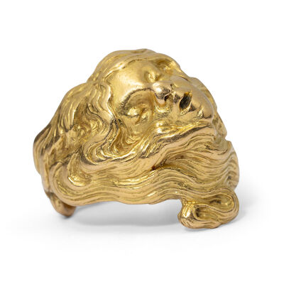 Arje Griegst: "Sky Face". A ring of 18k gold in the shape of a female face. W. 10 mm. Size ca. 50.