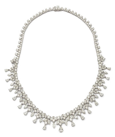 A diamond necklace set with diamonds weighing a total of app. 38.00 ct, mounted in platinum. H/VS. L. app. 39 cm.