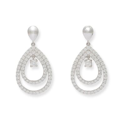A pair of diamond ear pendants set with diamonds, in total app. 2.51 ct, mounted in 18k white gold. F/SI. L. 3.6 cm. (2)