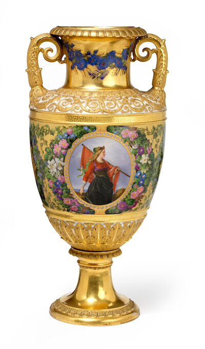 Christian F. Hetsch: Ornamental porcelain vase decorated with the Melchior ships in cartouche. The Royal Porcelain Factory. H. 52 cm.